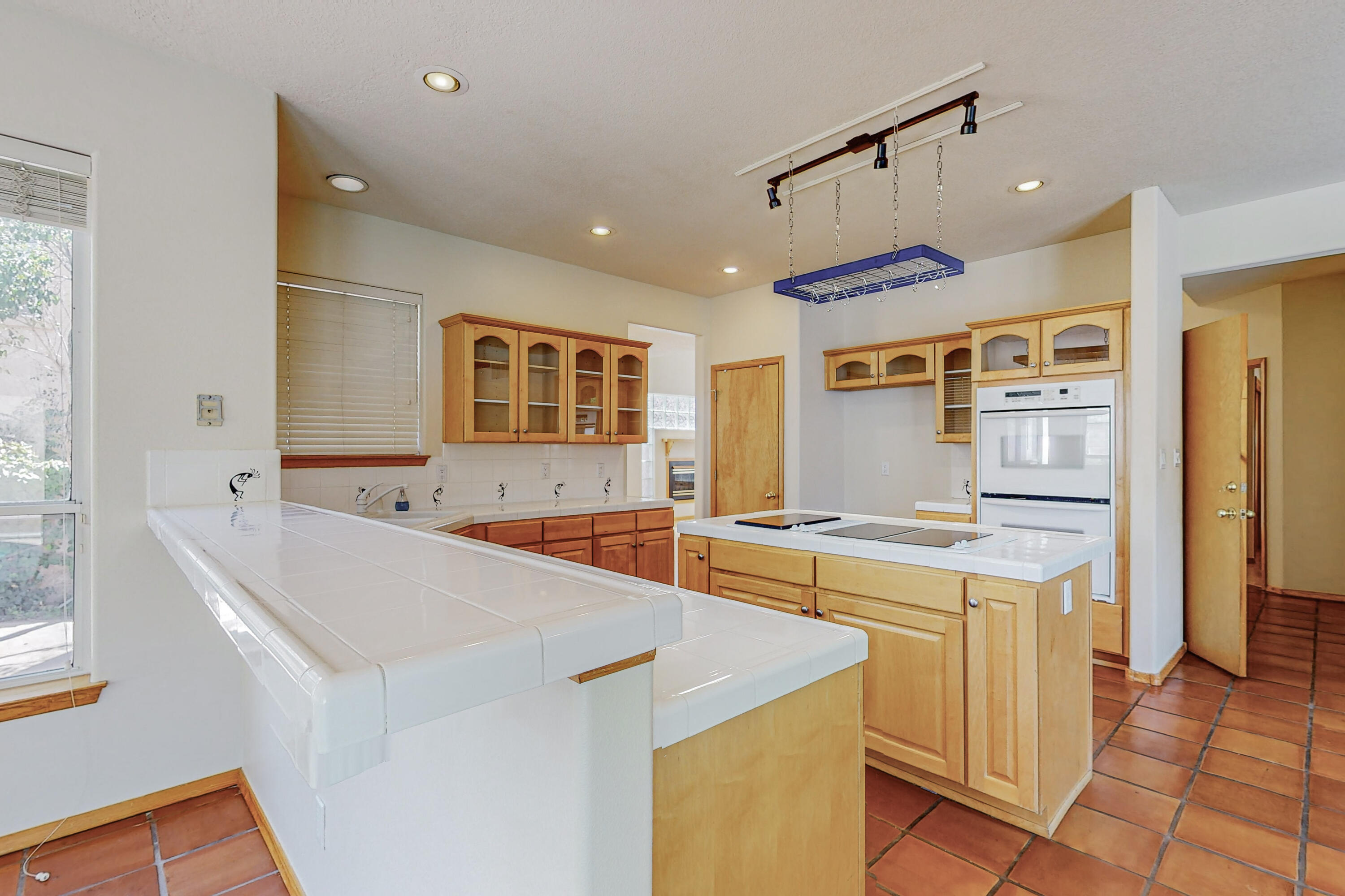 7112 Whitewood Court NE