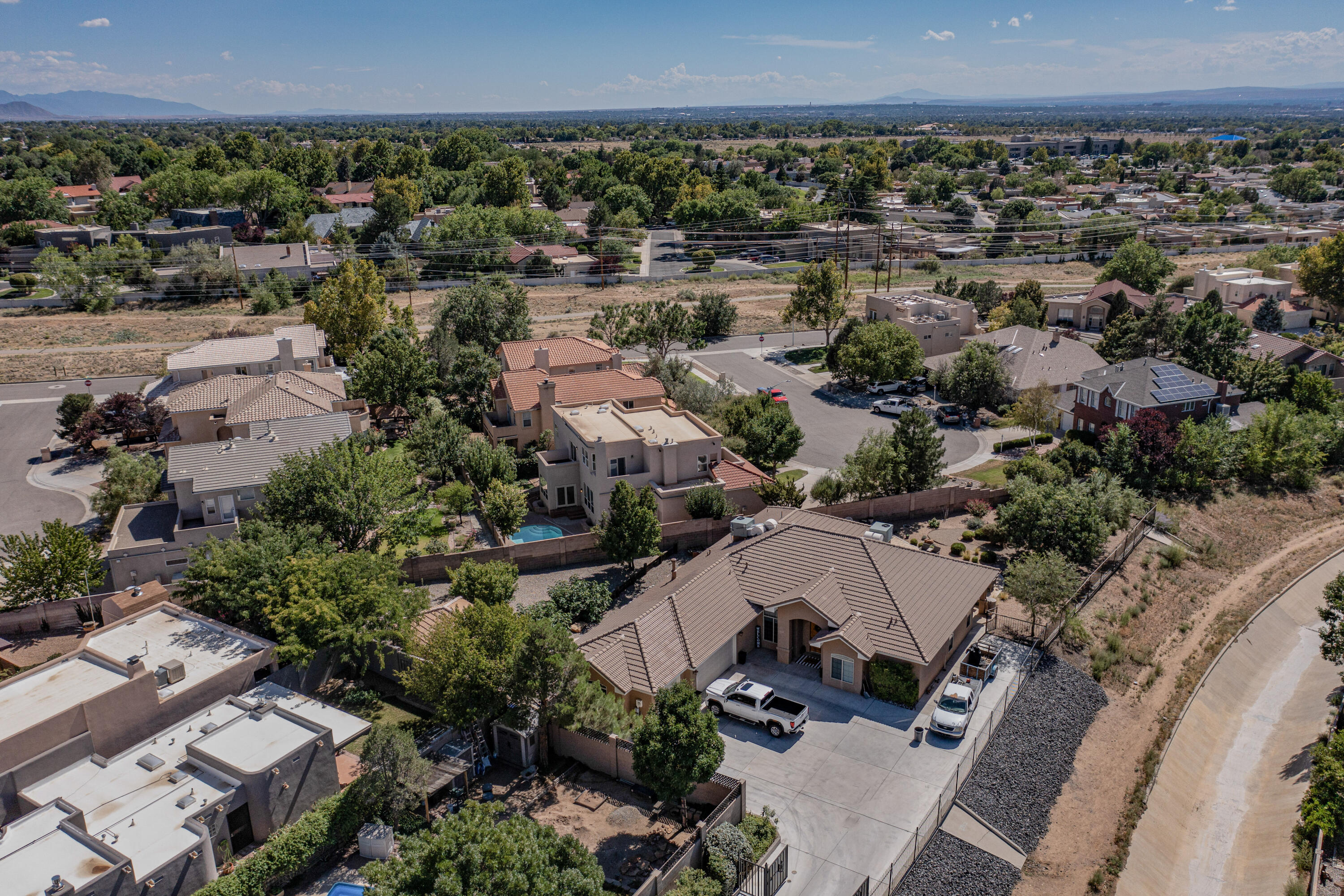 7112 Whitewood Court NE