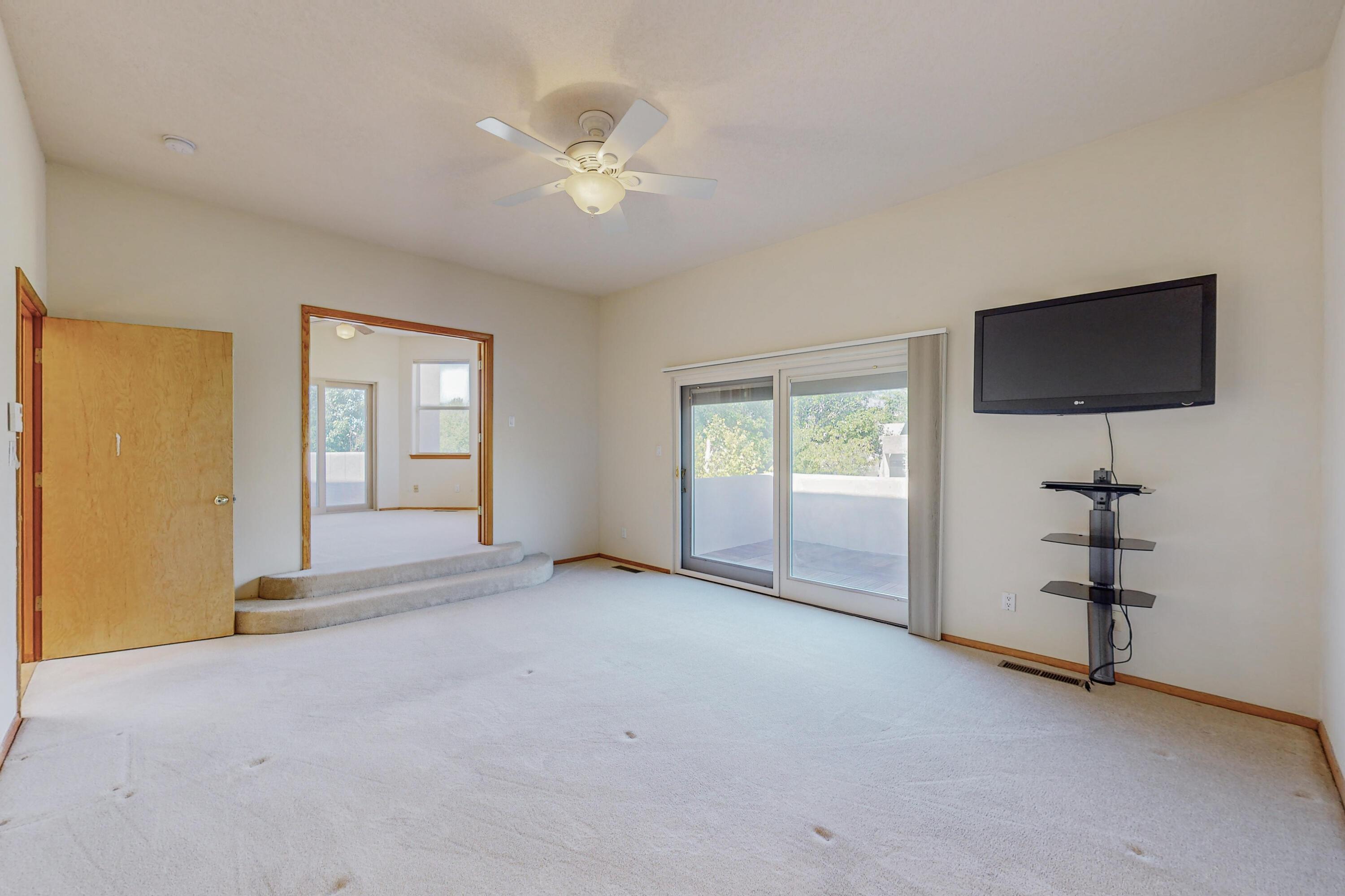 7112 Whitewood Court NE