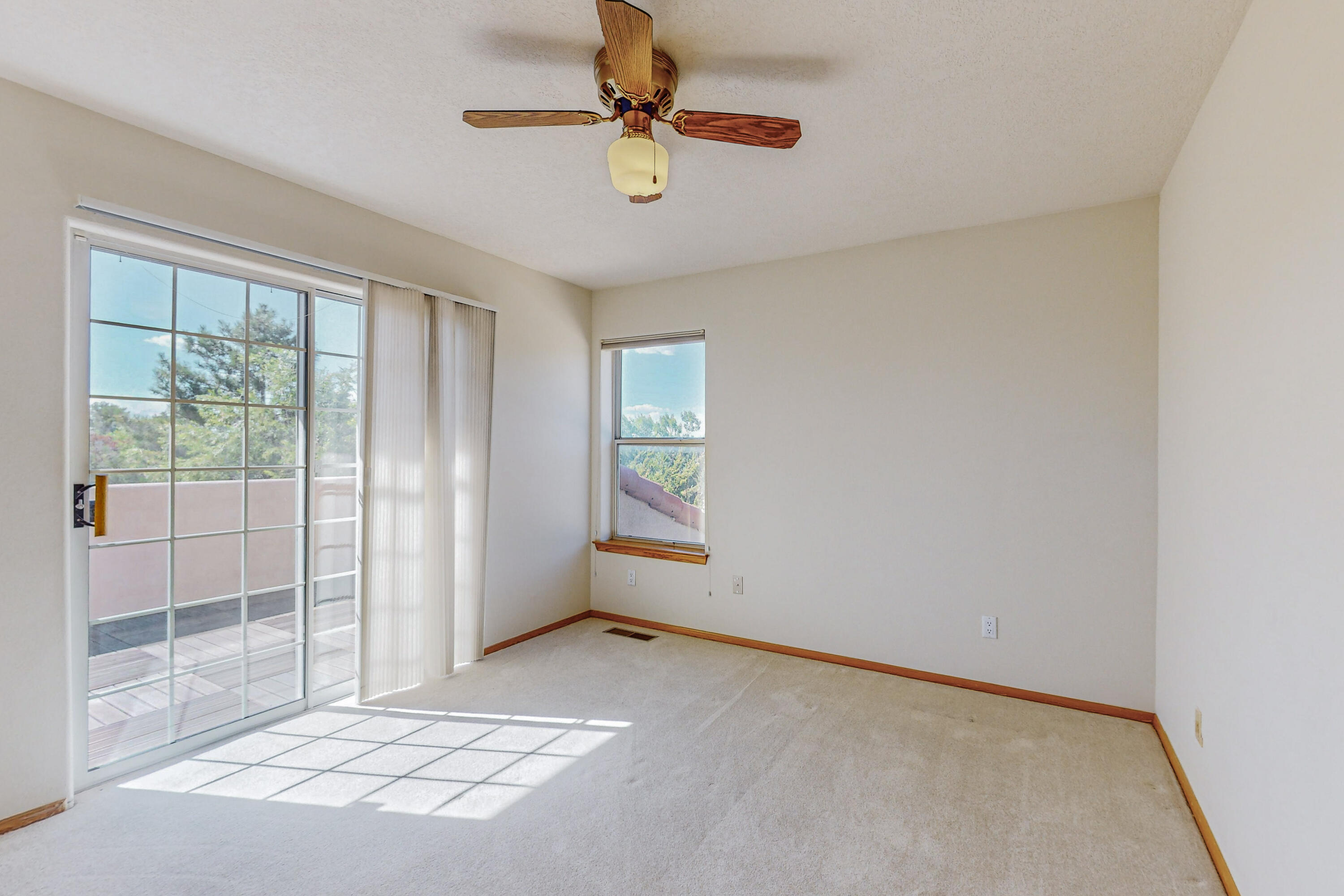 7112 Whitewood Court NE