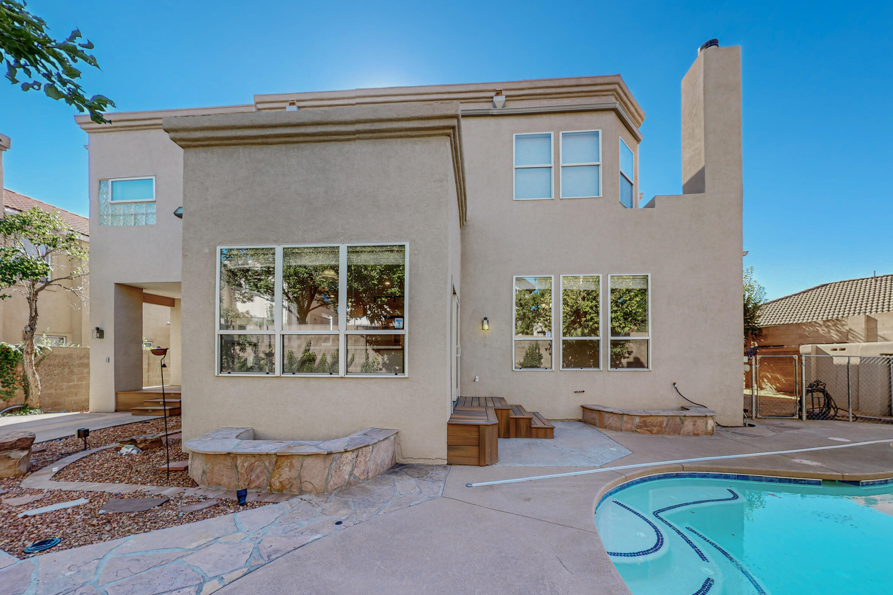 7112 Whitewood Court NE