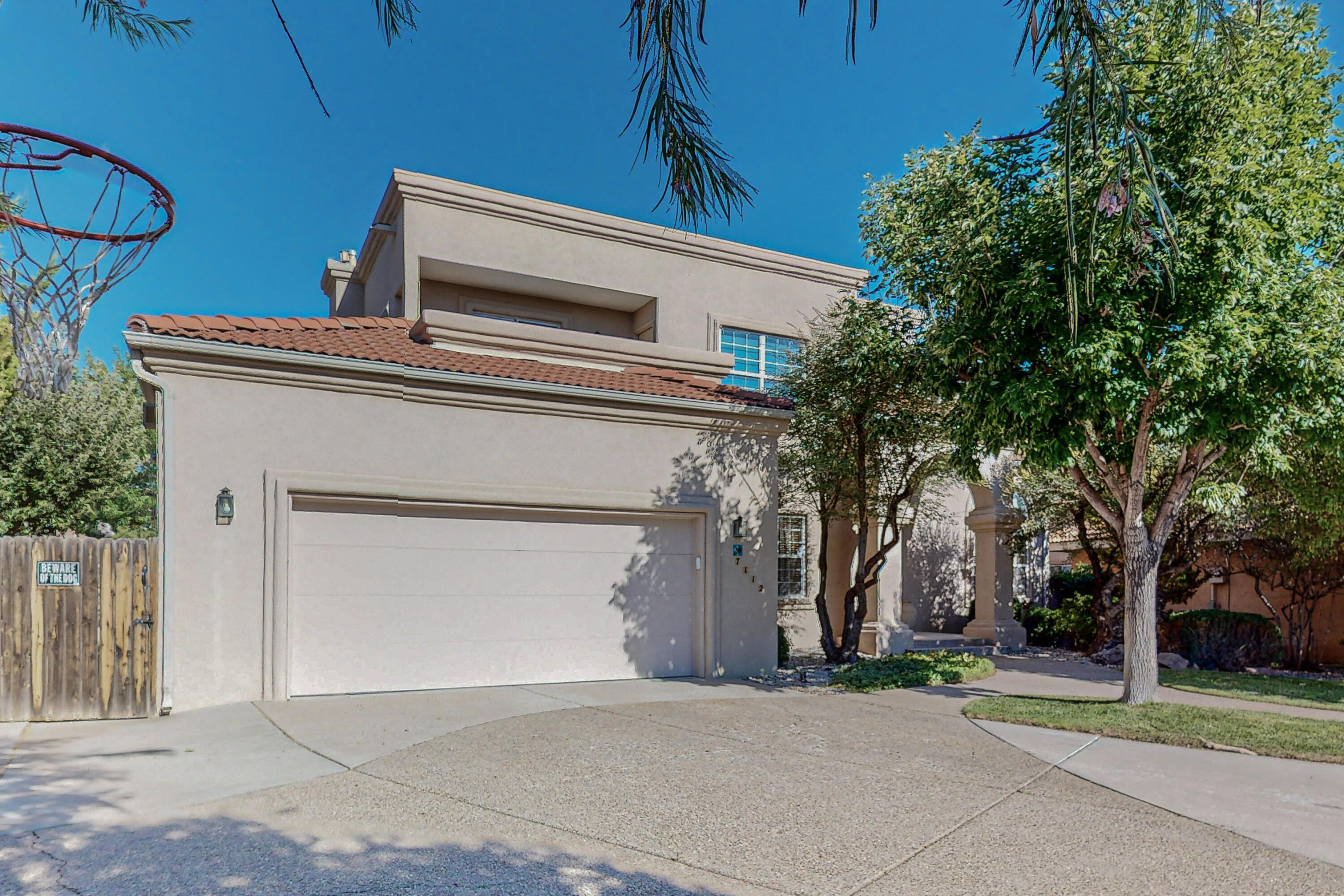 7112 Whitewood Court NE