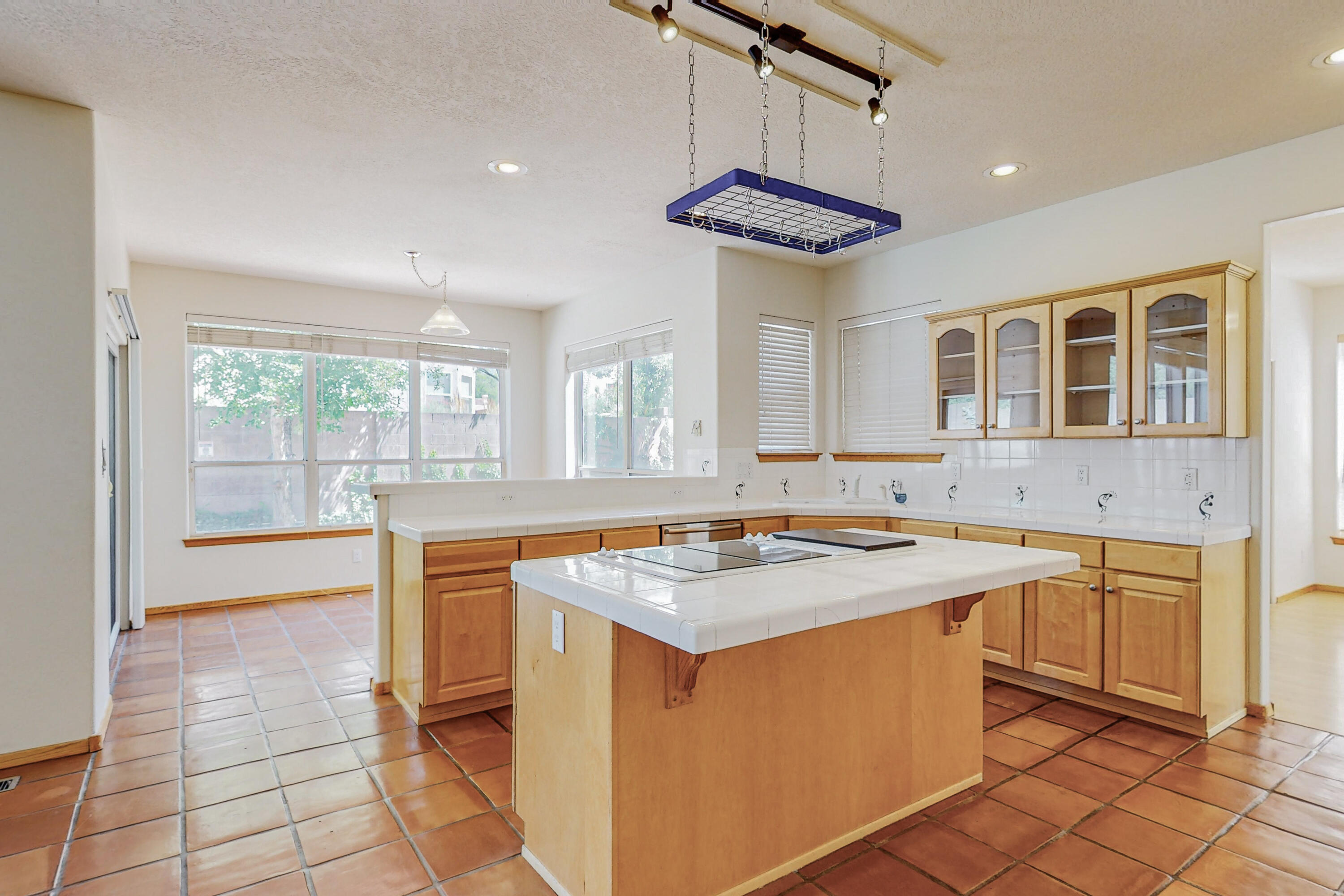 7112 Whitewood Court NE