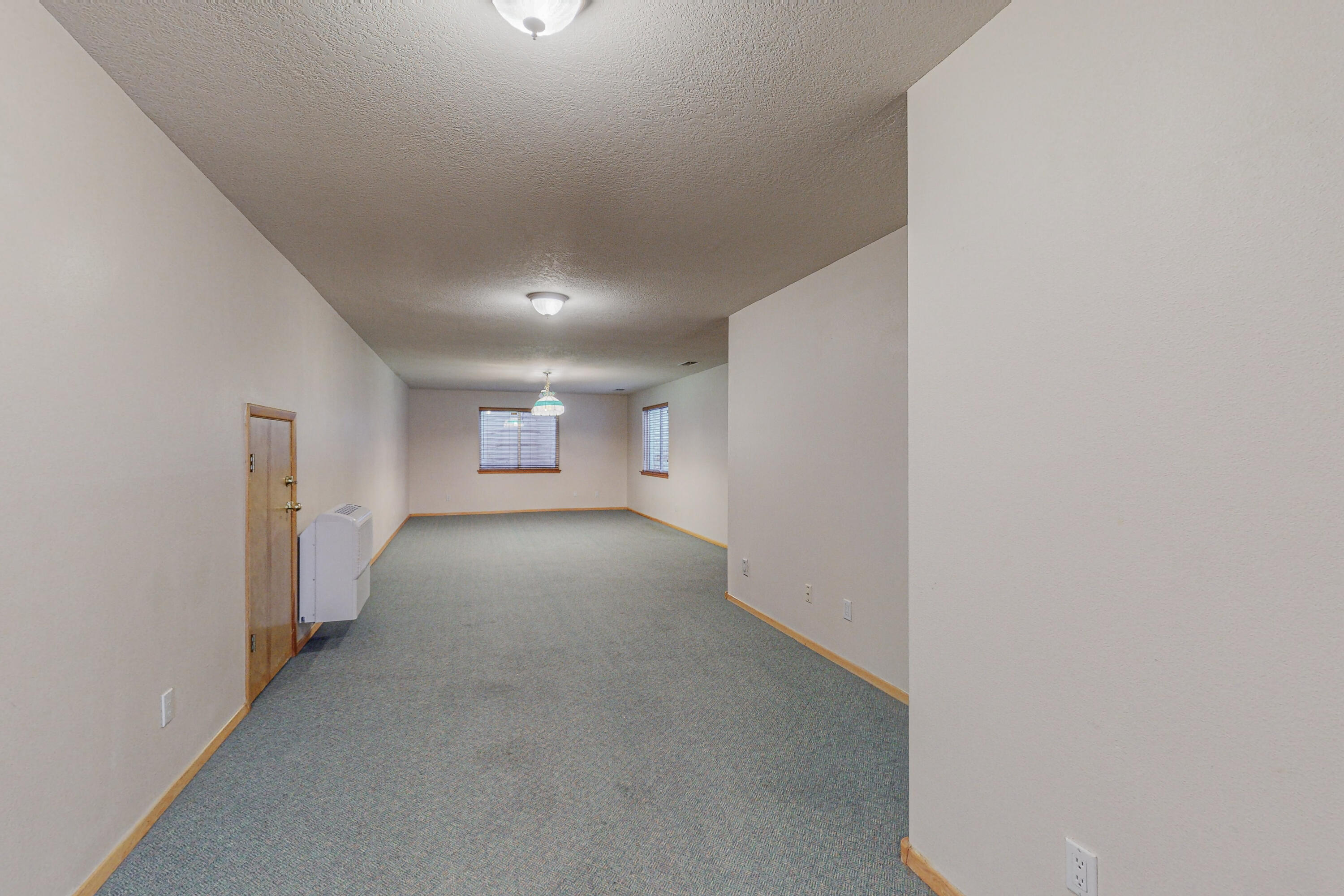 7112 Whitewood Court NE