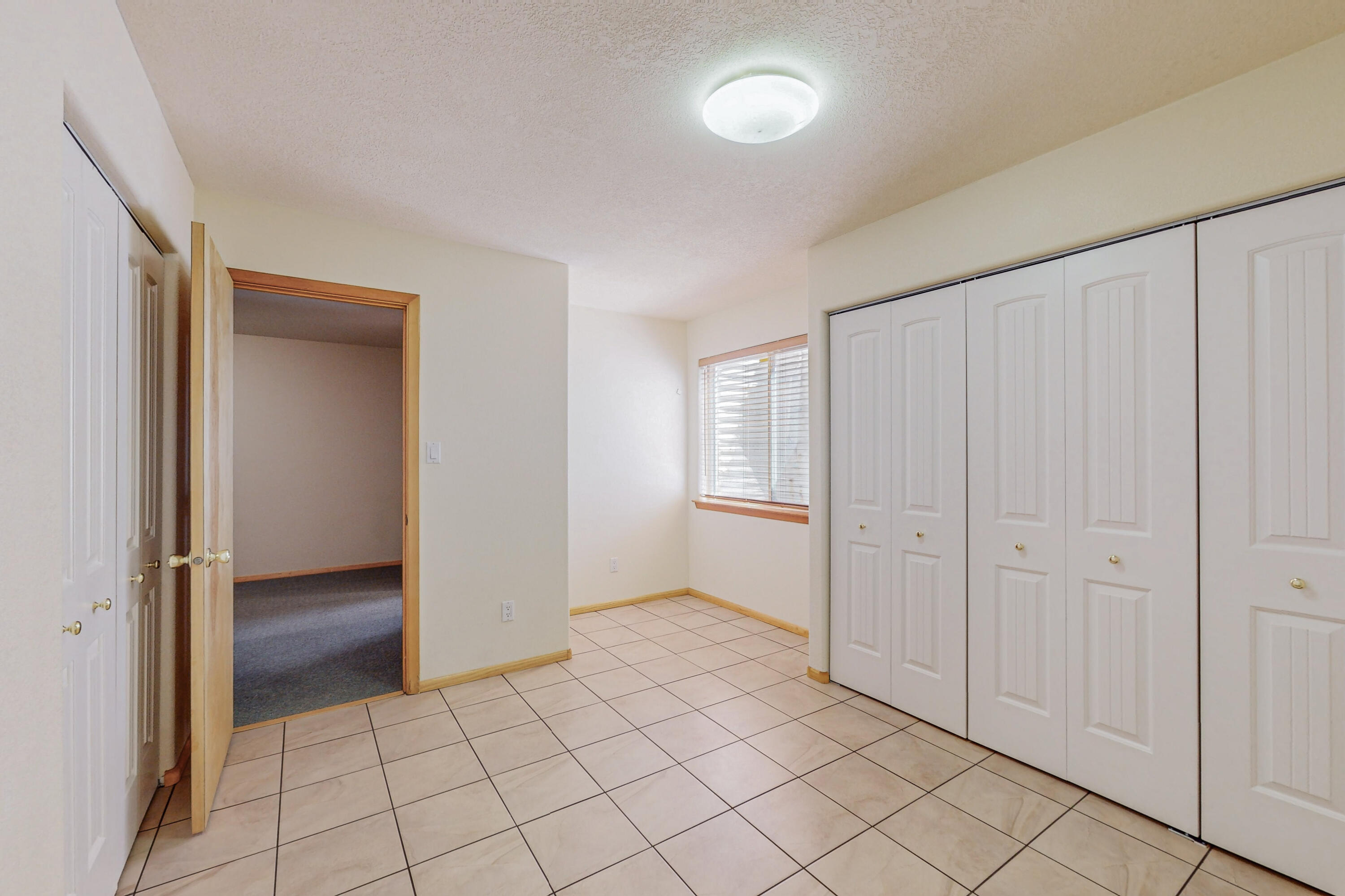 7112 Whitewood Court NE