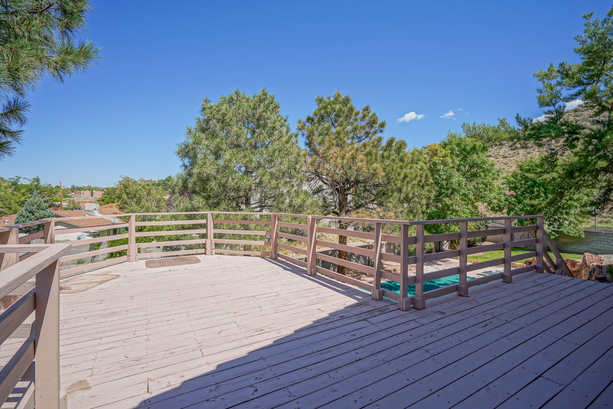 13337 Desert Flower Place NE