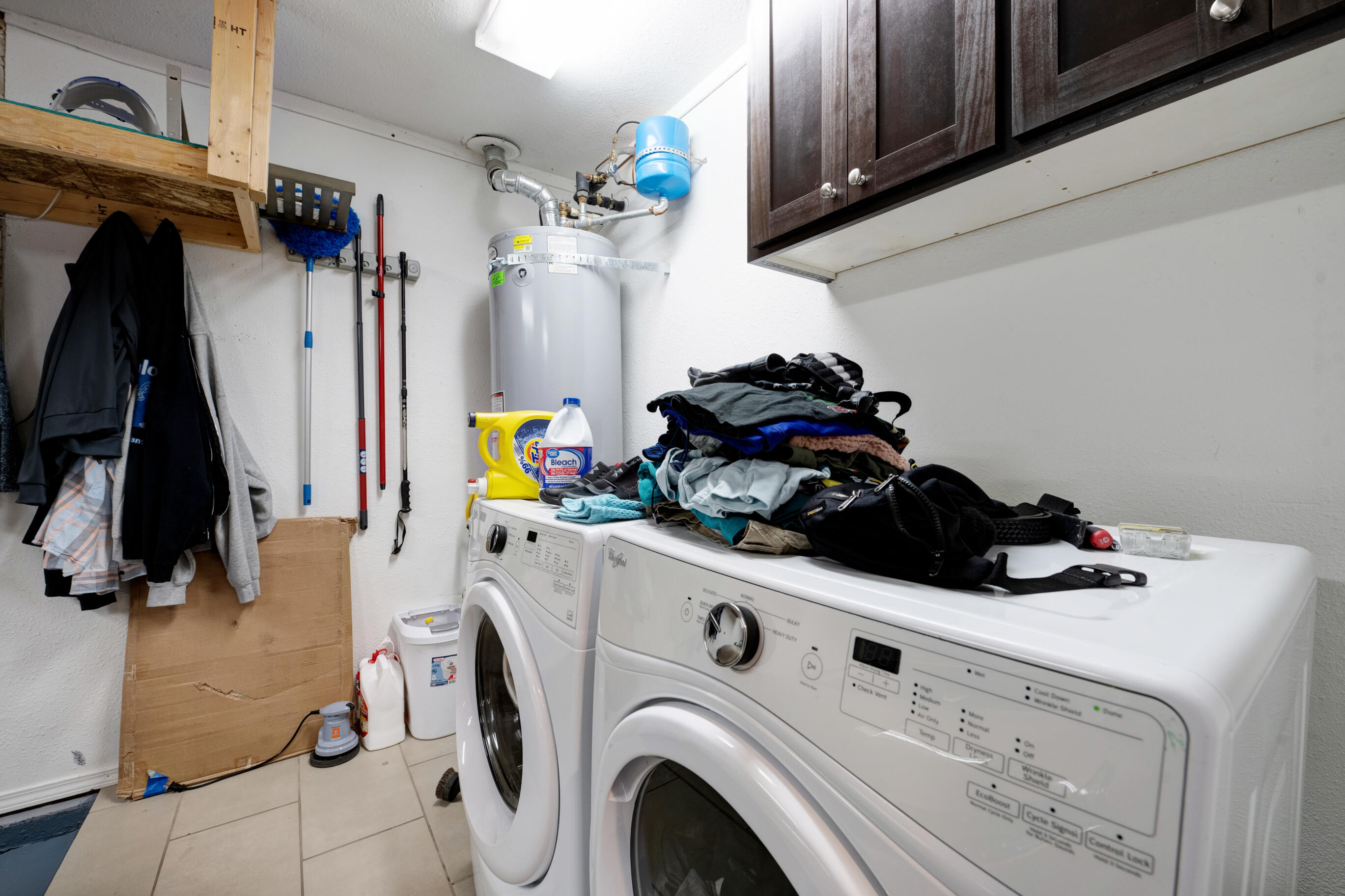 6109 Barnhart Street NE