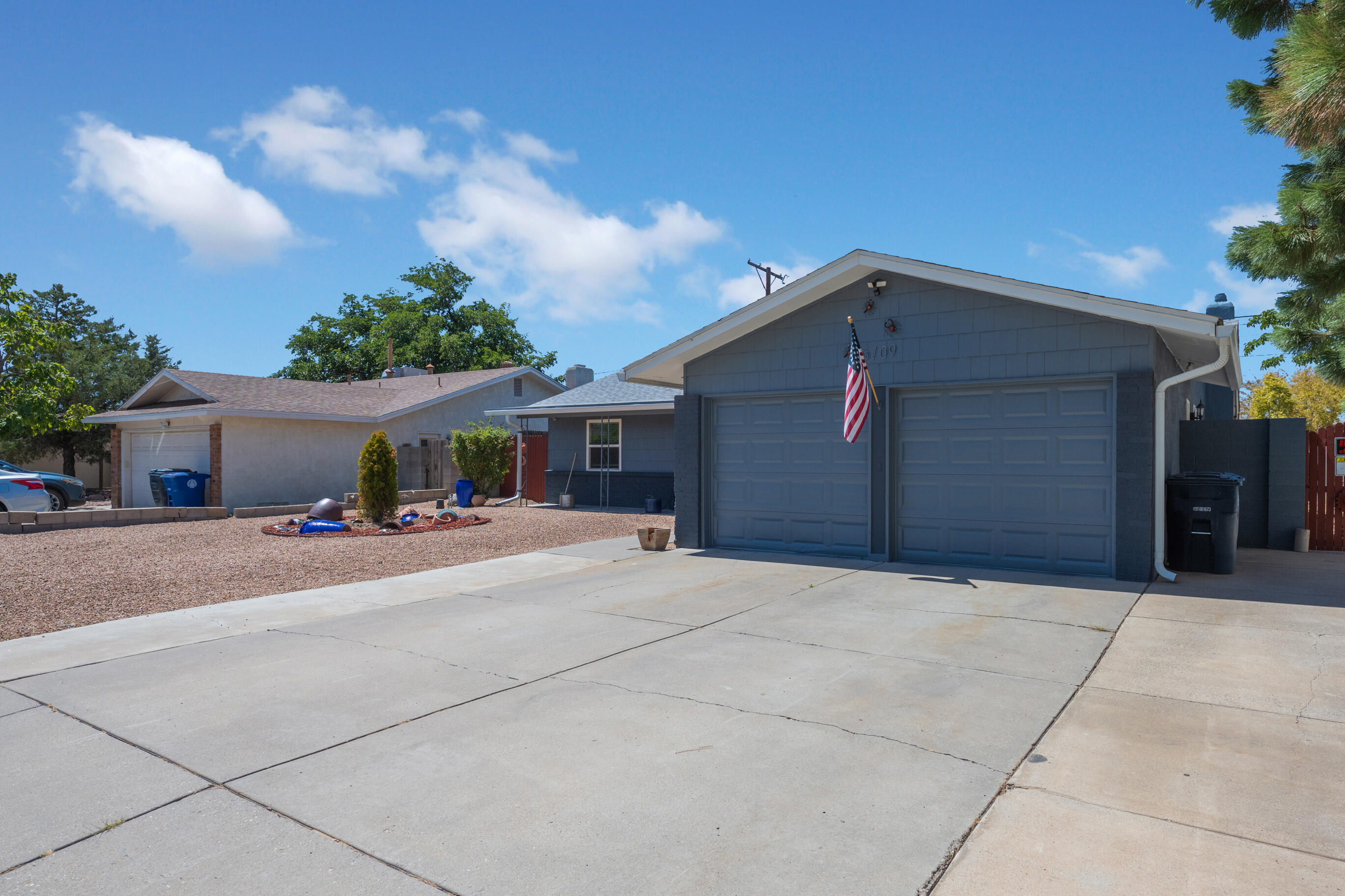 6109 Barnhart Street NE