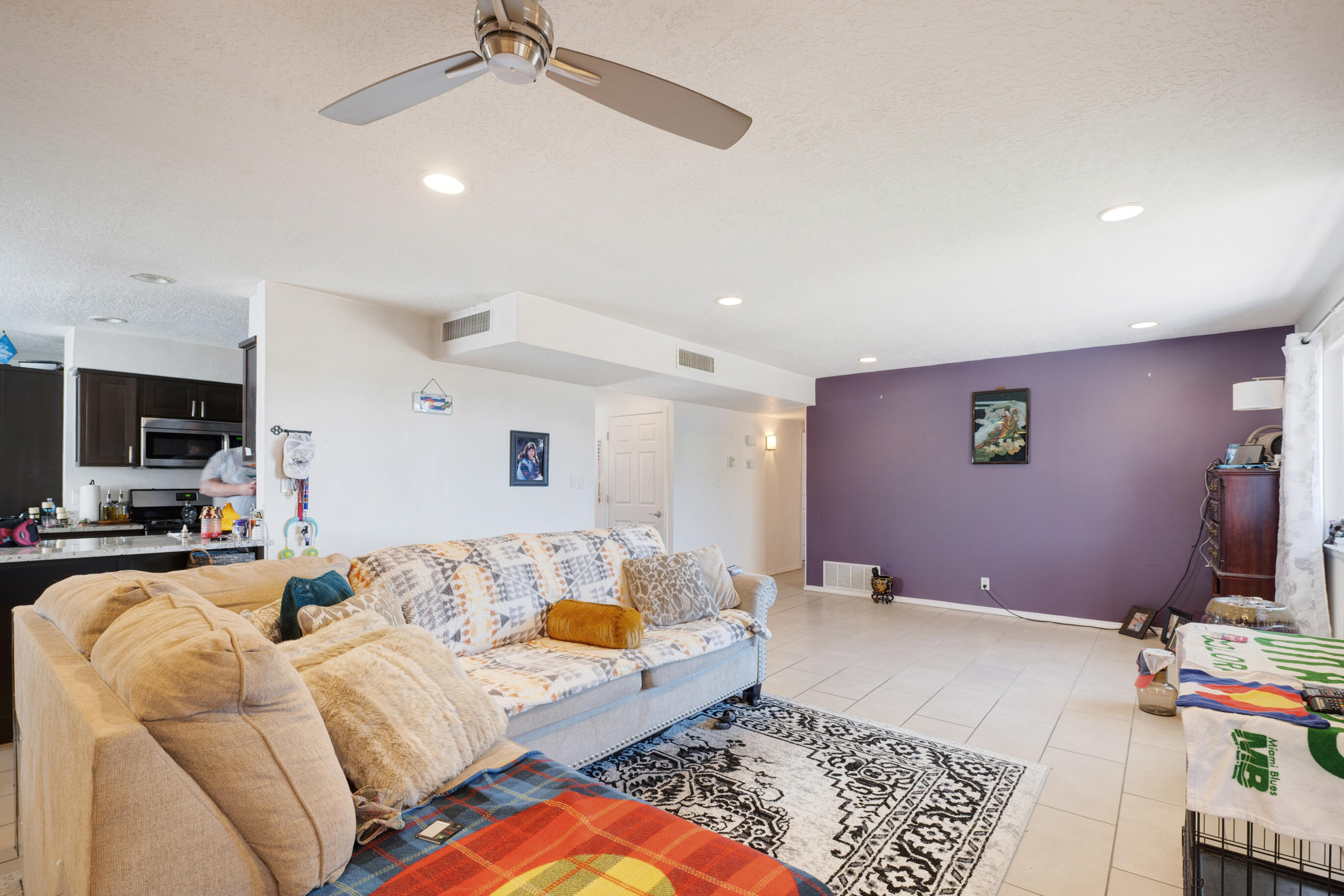 6109 Barnhart Street NE