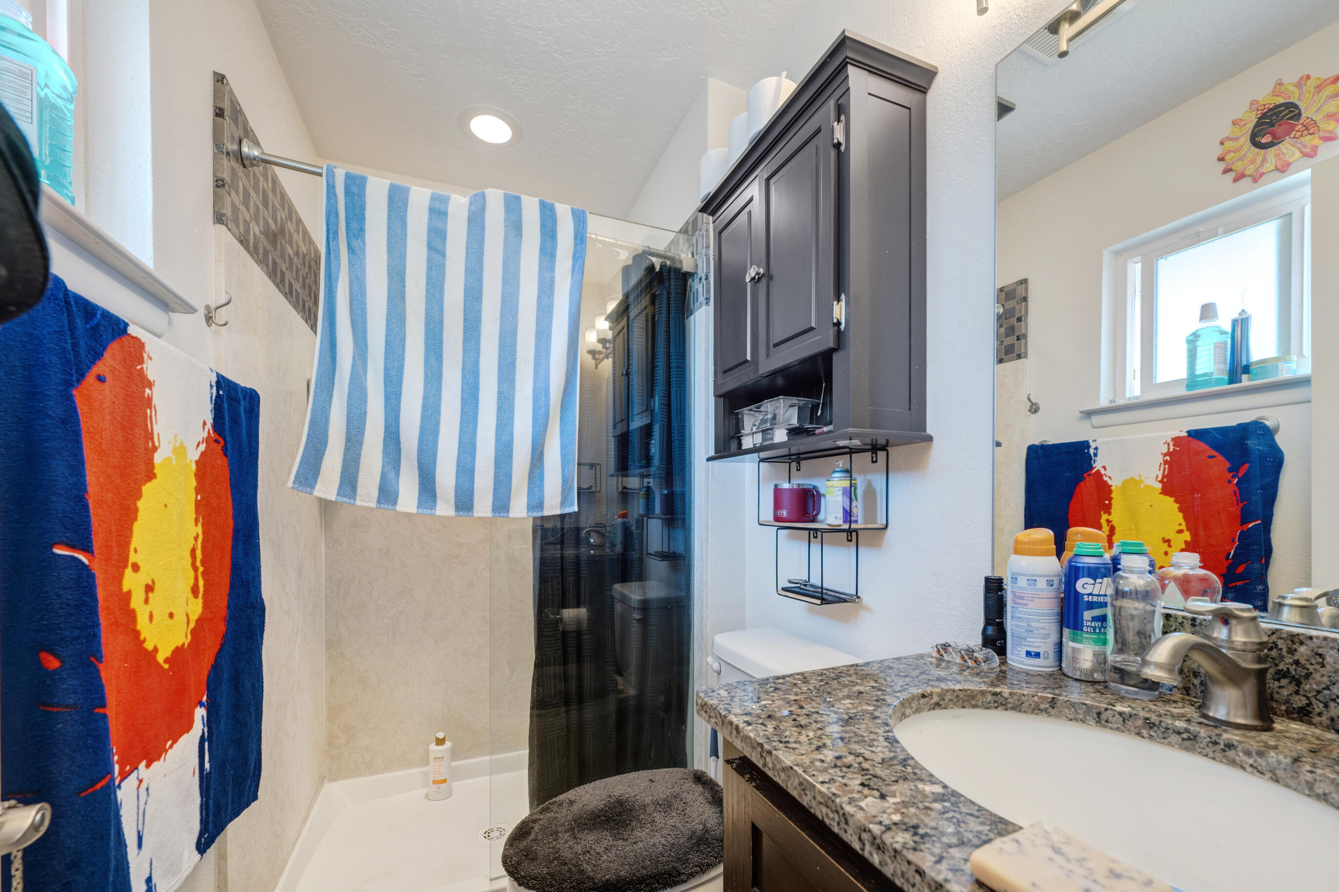 6109 Barnhart Street NE