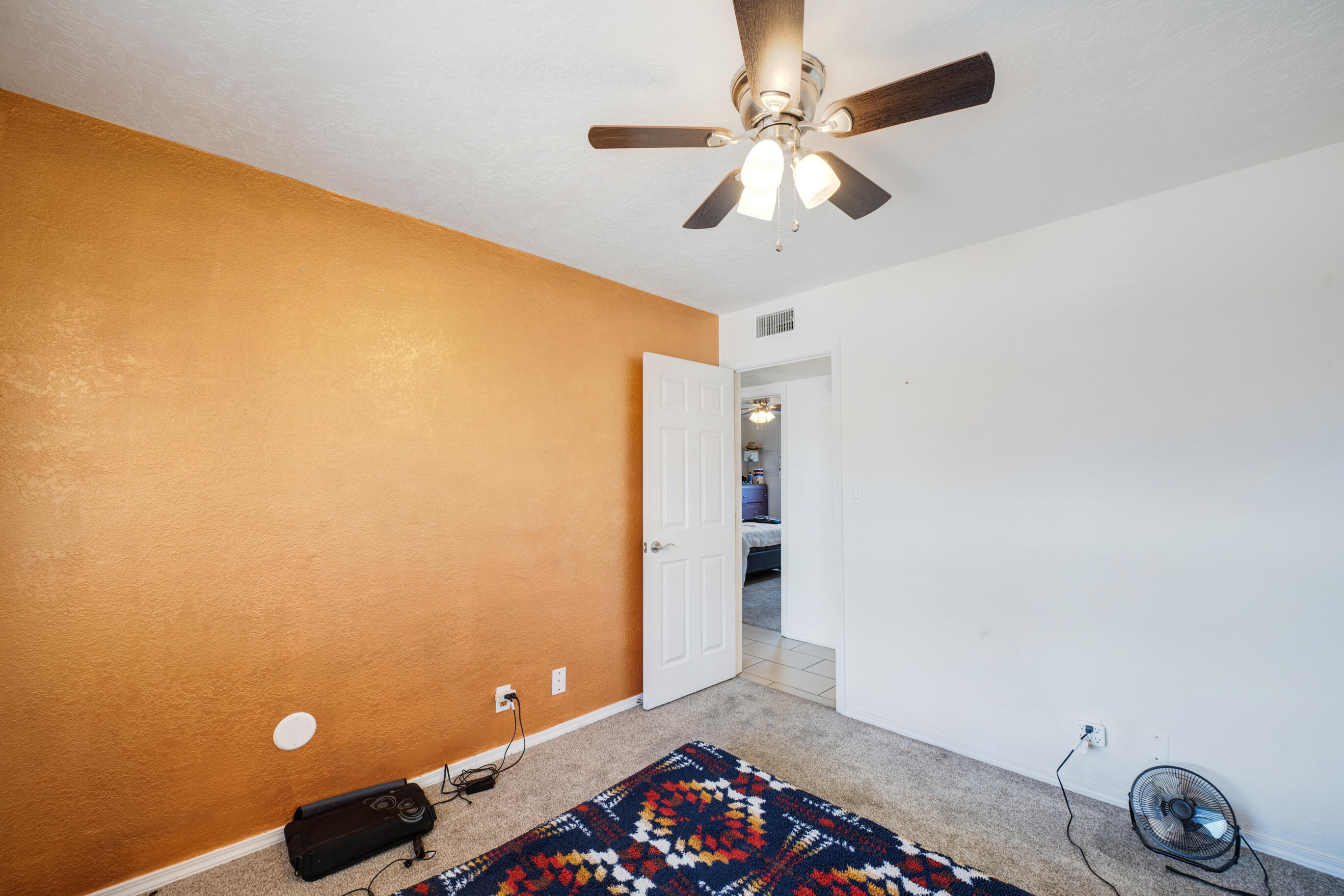 6109 Barnhart Street NE