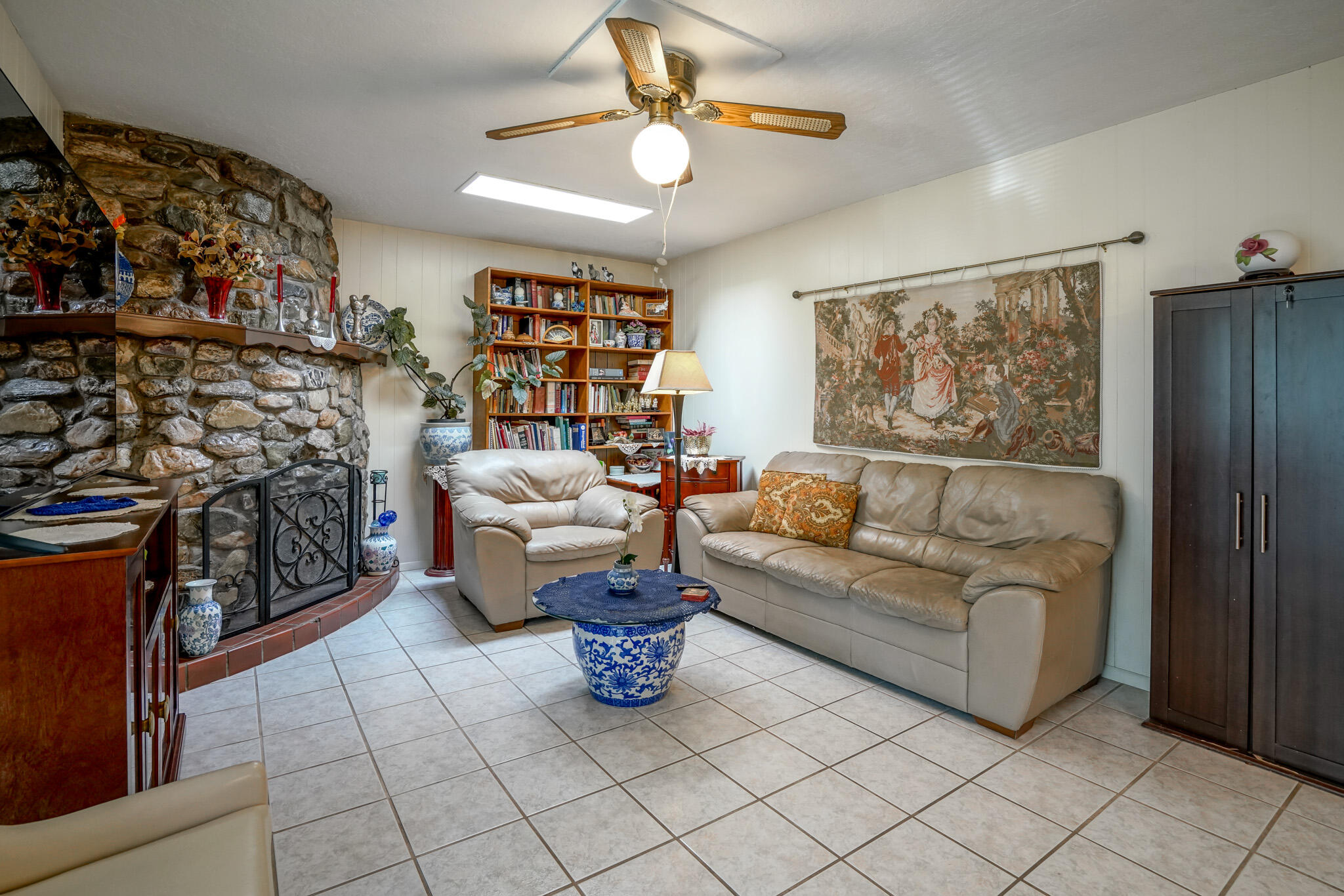 7505 St Clair Street NE