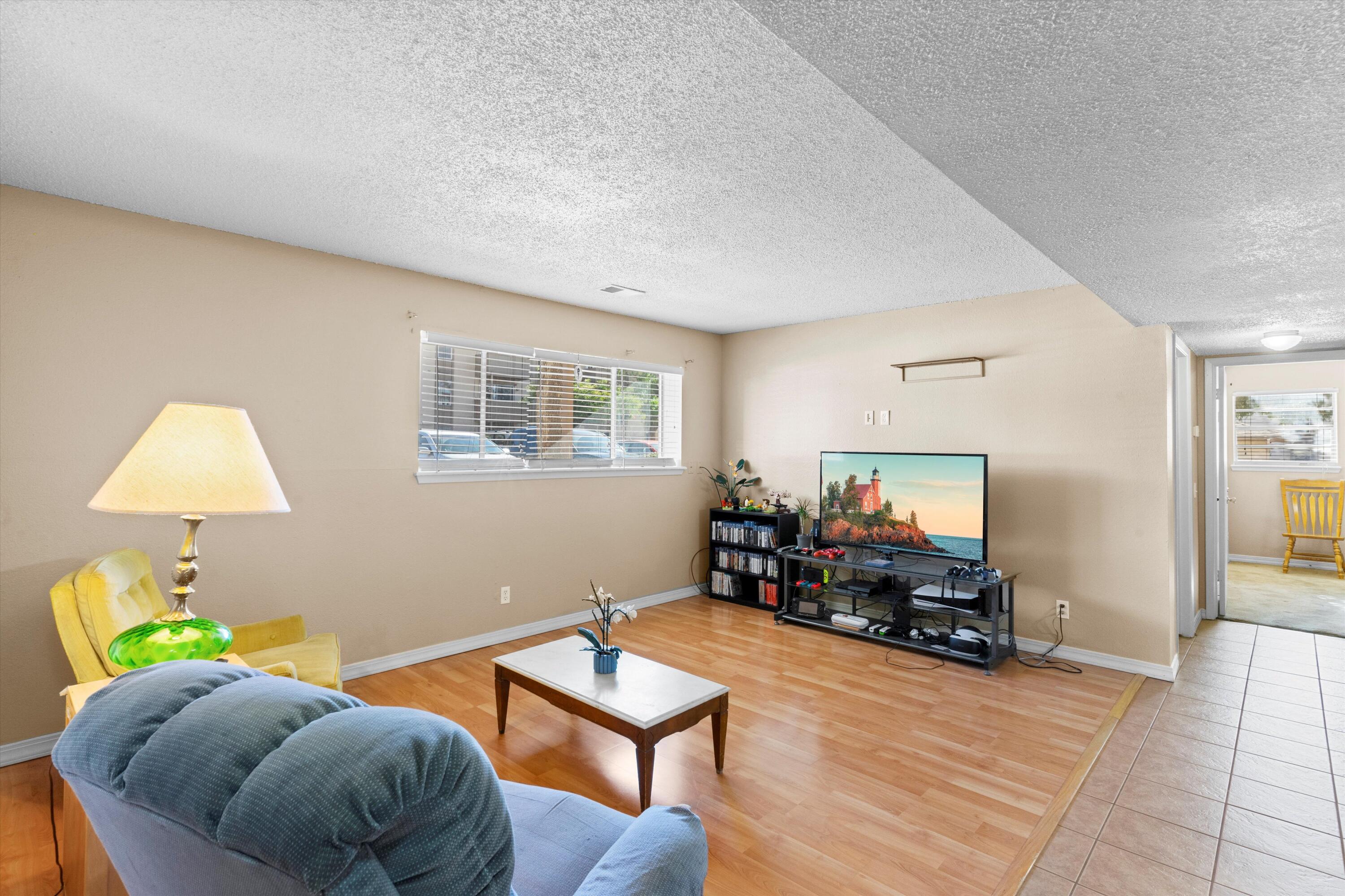 3845 Montgomery Boulevard NE 905