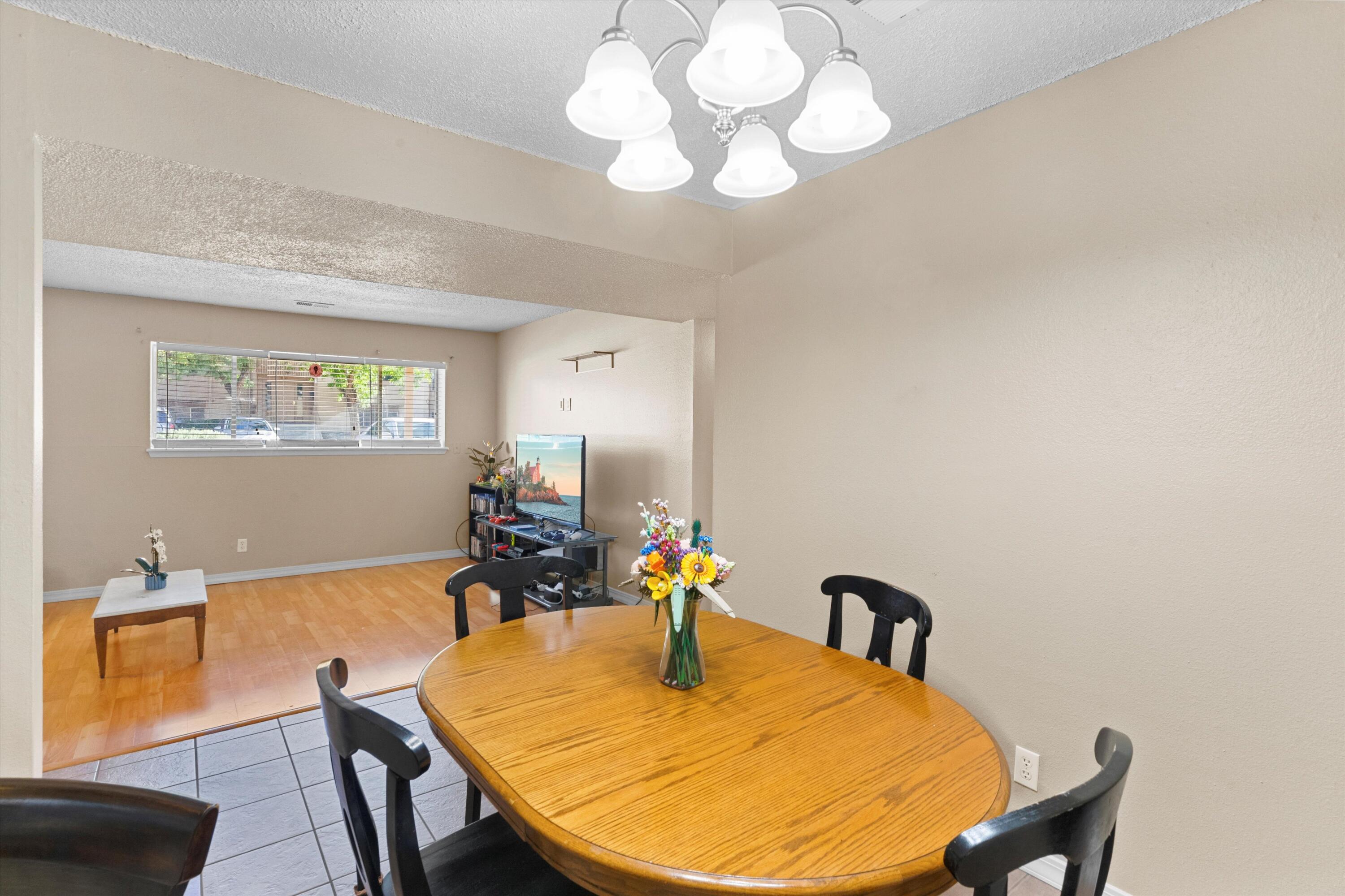 3845 Montgomery Boulevard NE 905