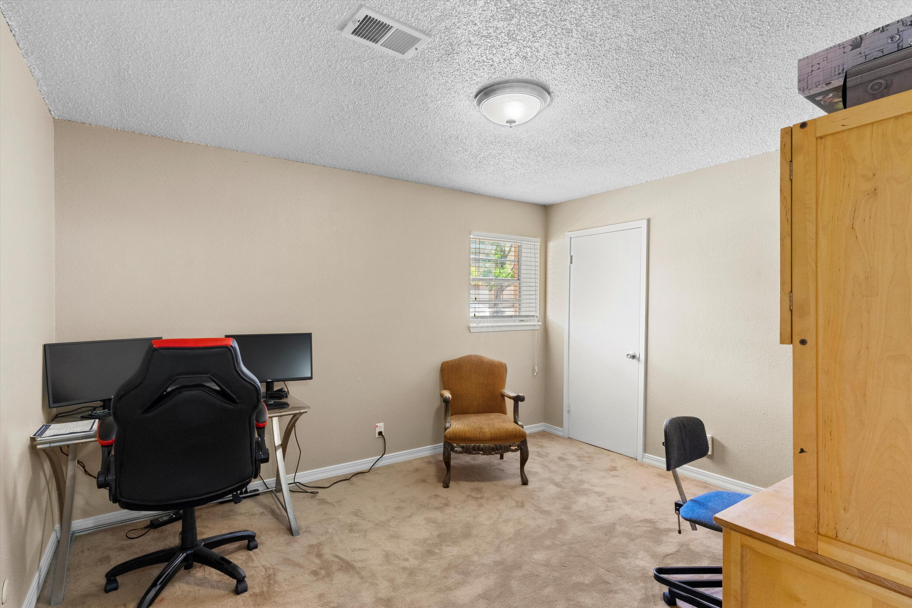 3845 Montgomery Boulevard NE 905