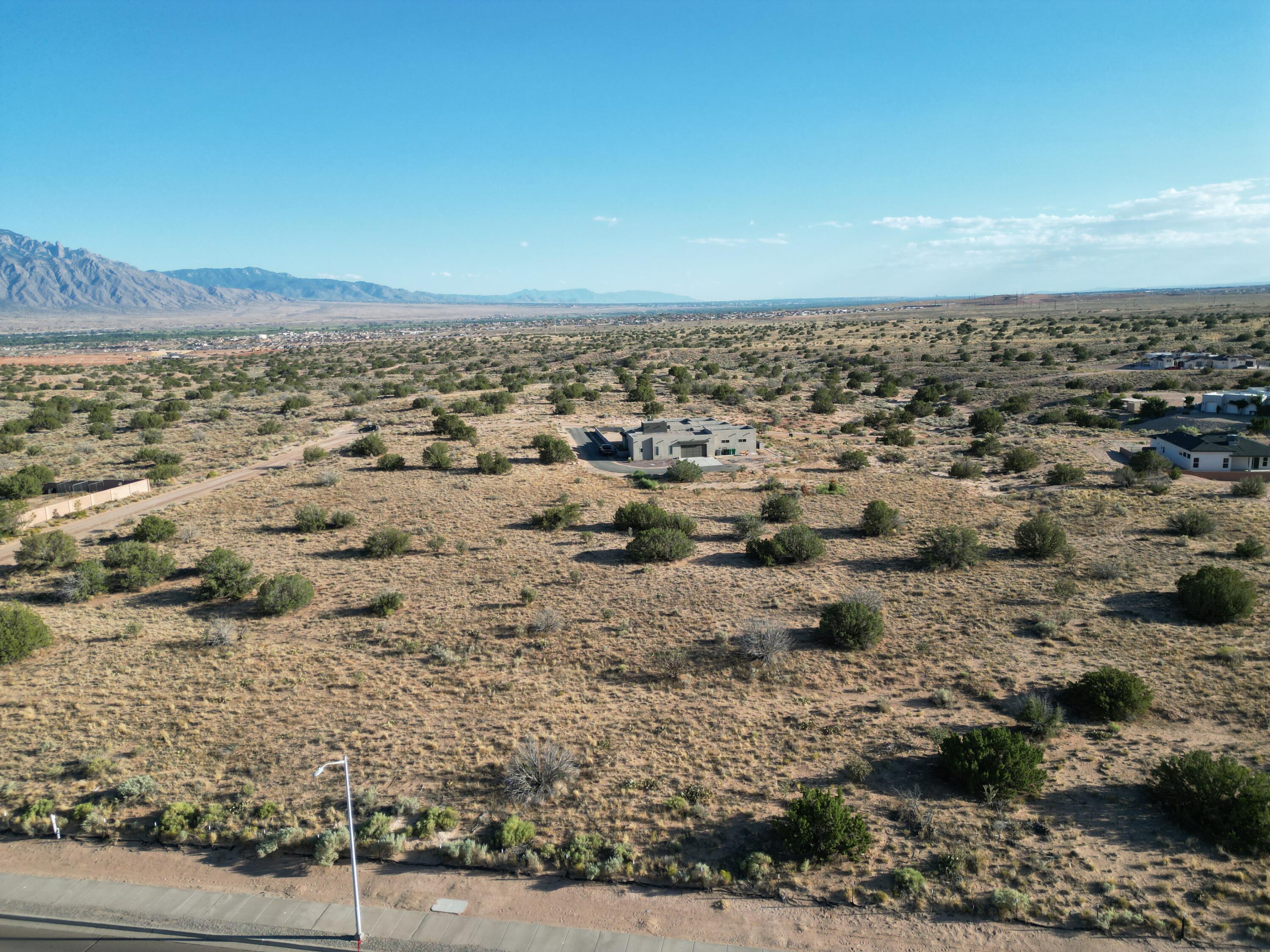 6124 Enchanted Hills Boulevard NE