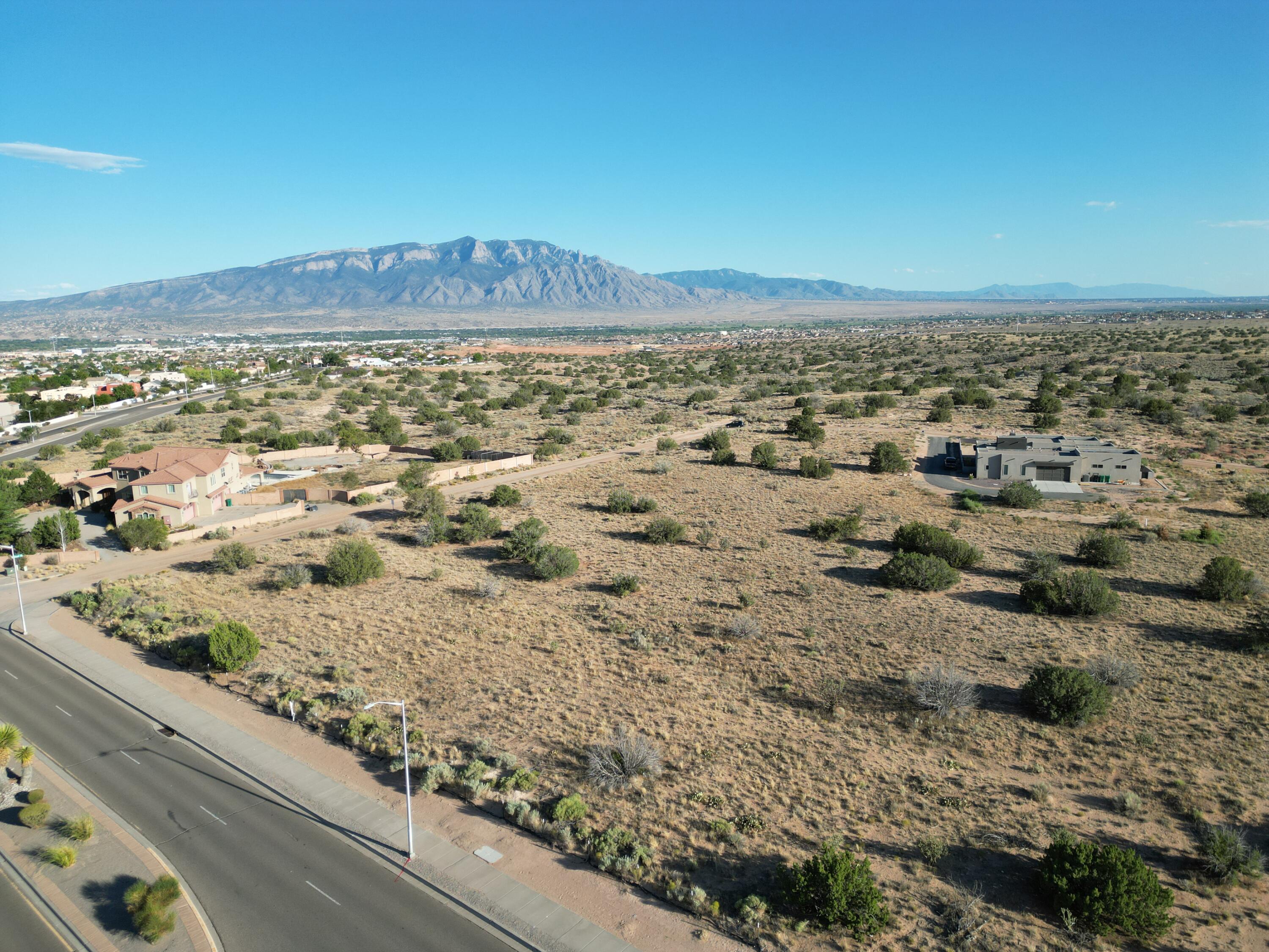 6124 Enchanted Hills Boulevard NE