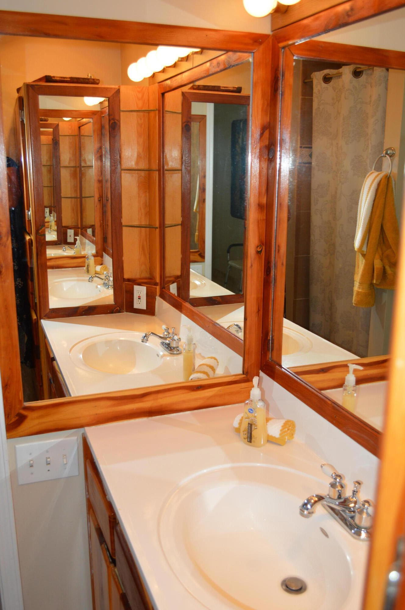 10229 Keeping Drive NW