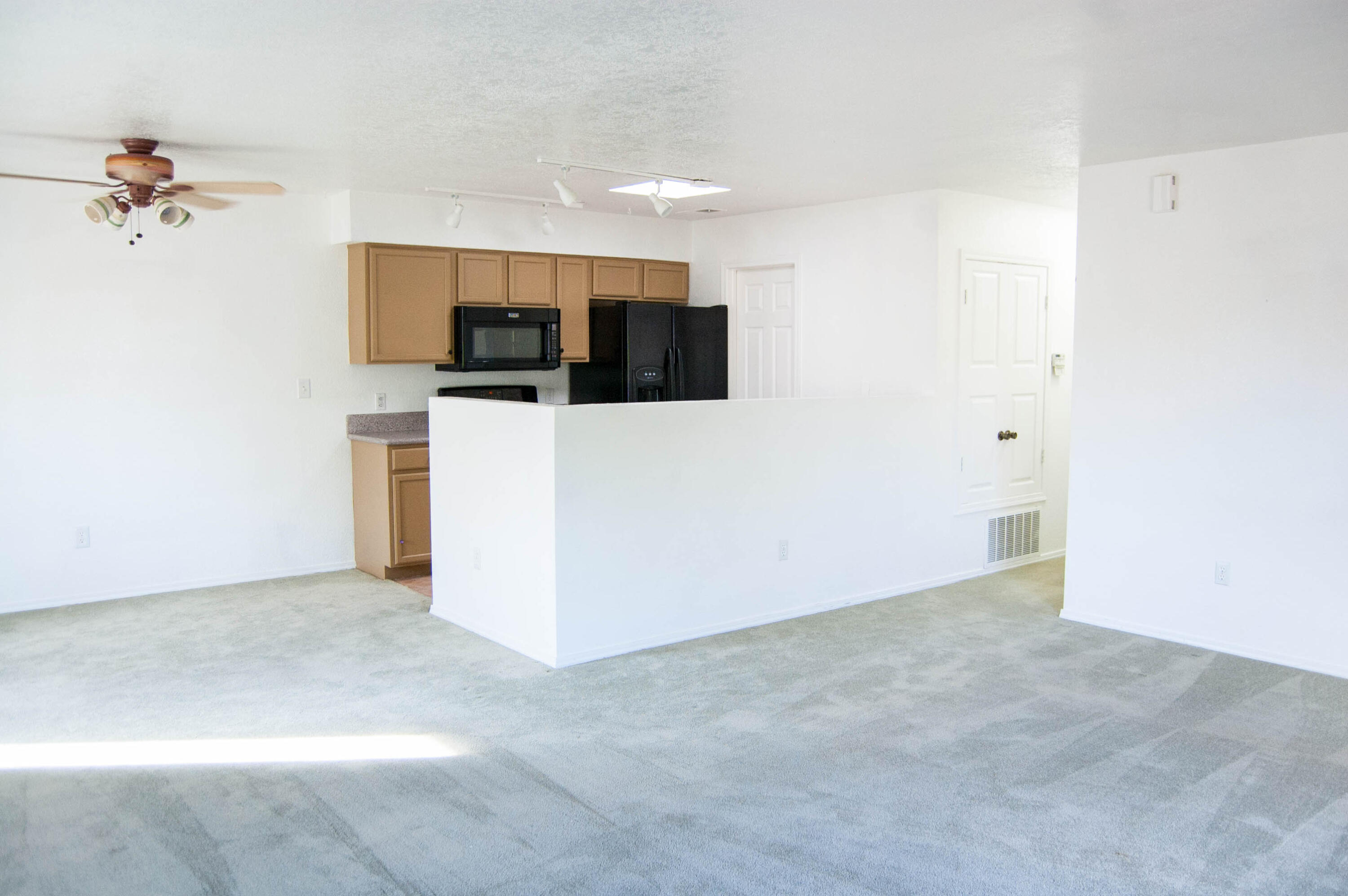 4801 Irving Boulevard NW 3004