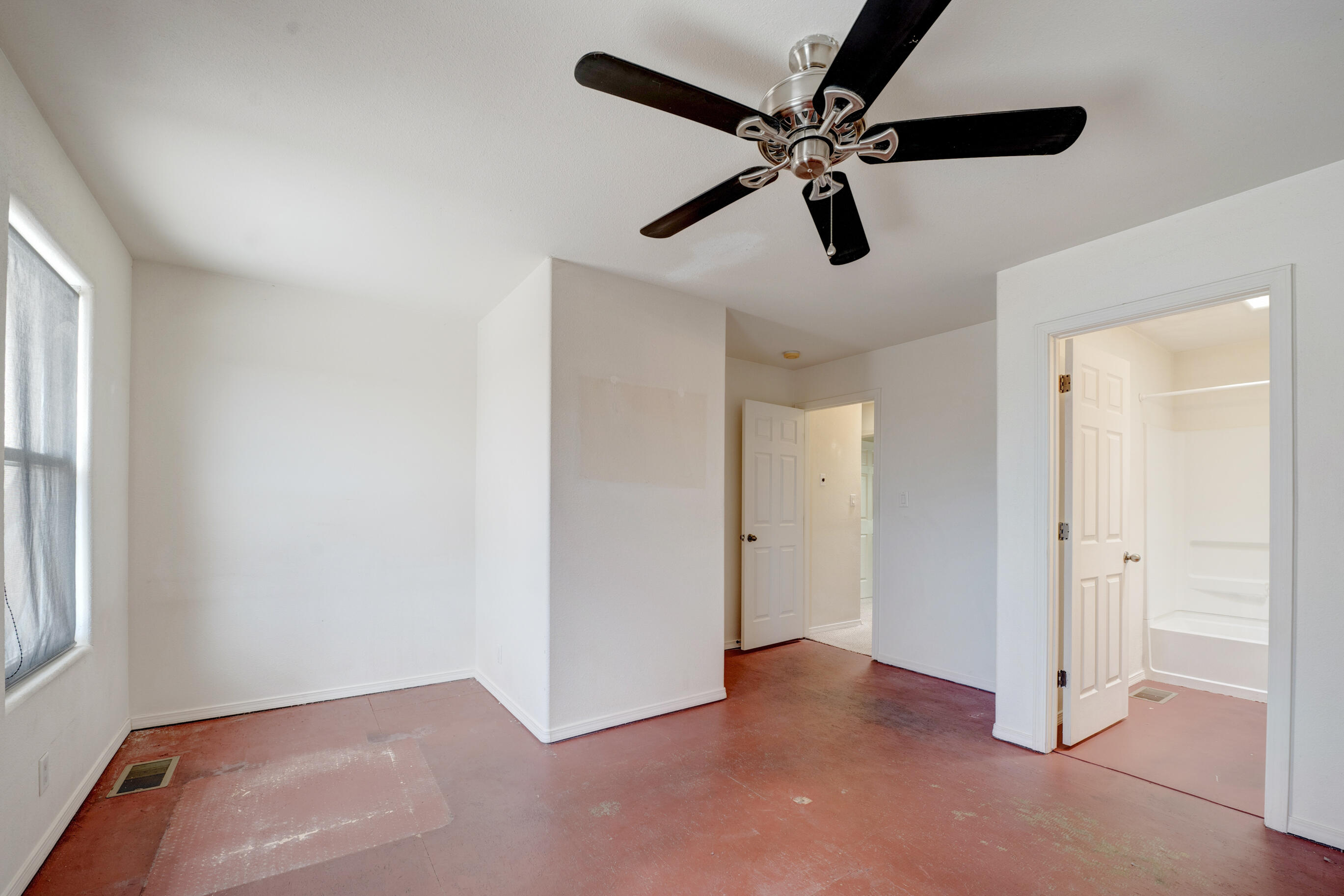 1548 Ocean Breeze Drive NE