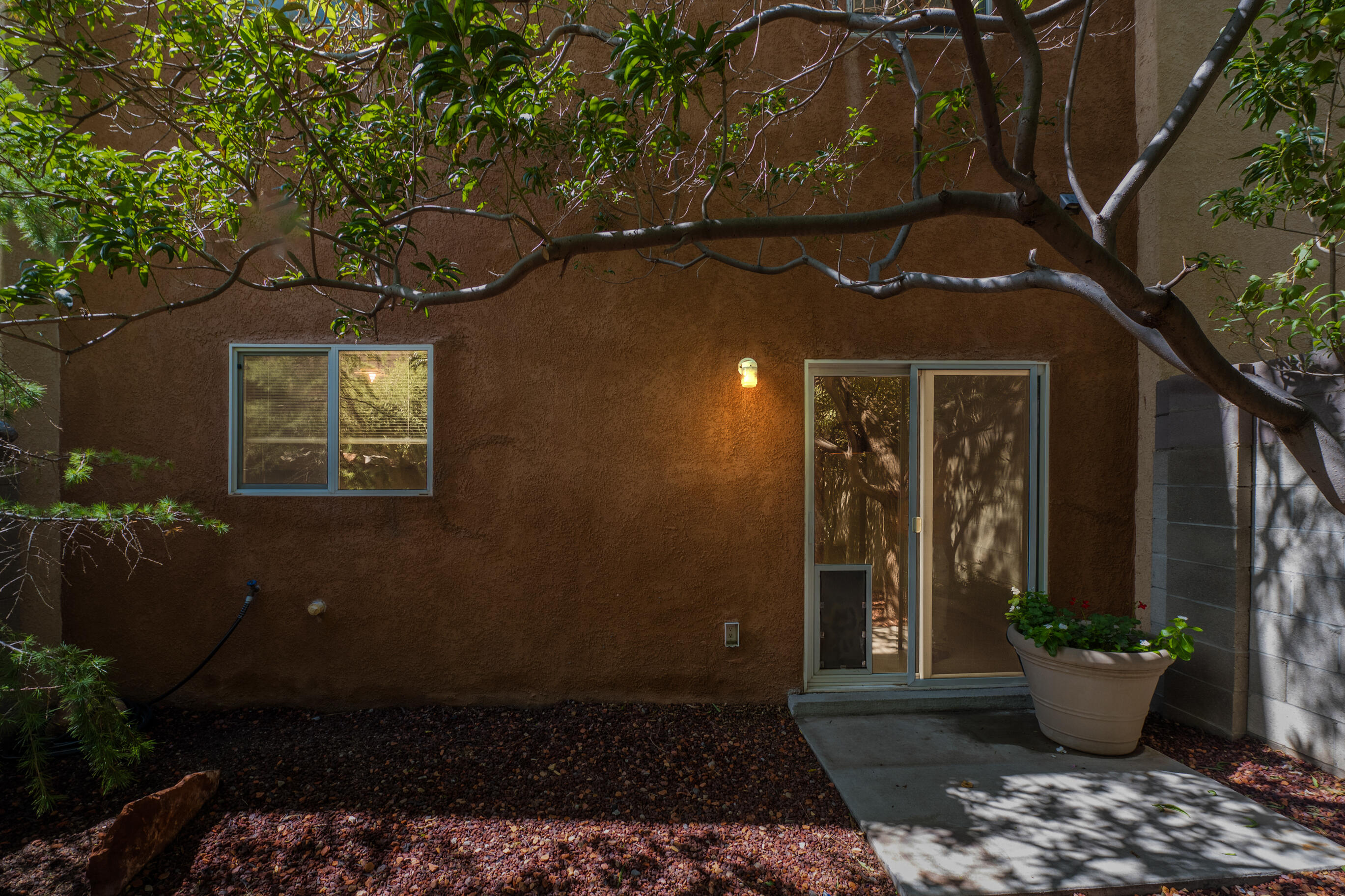 1548 Ocean Breeze Drive NE