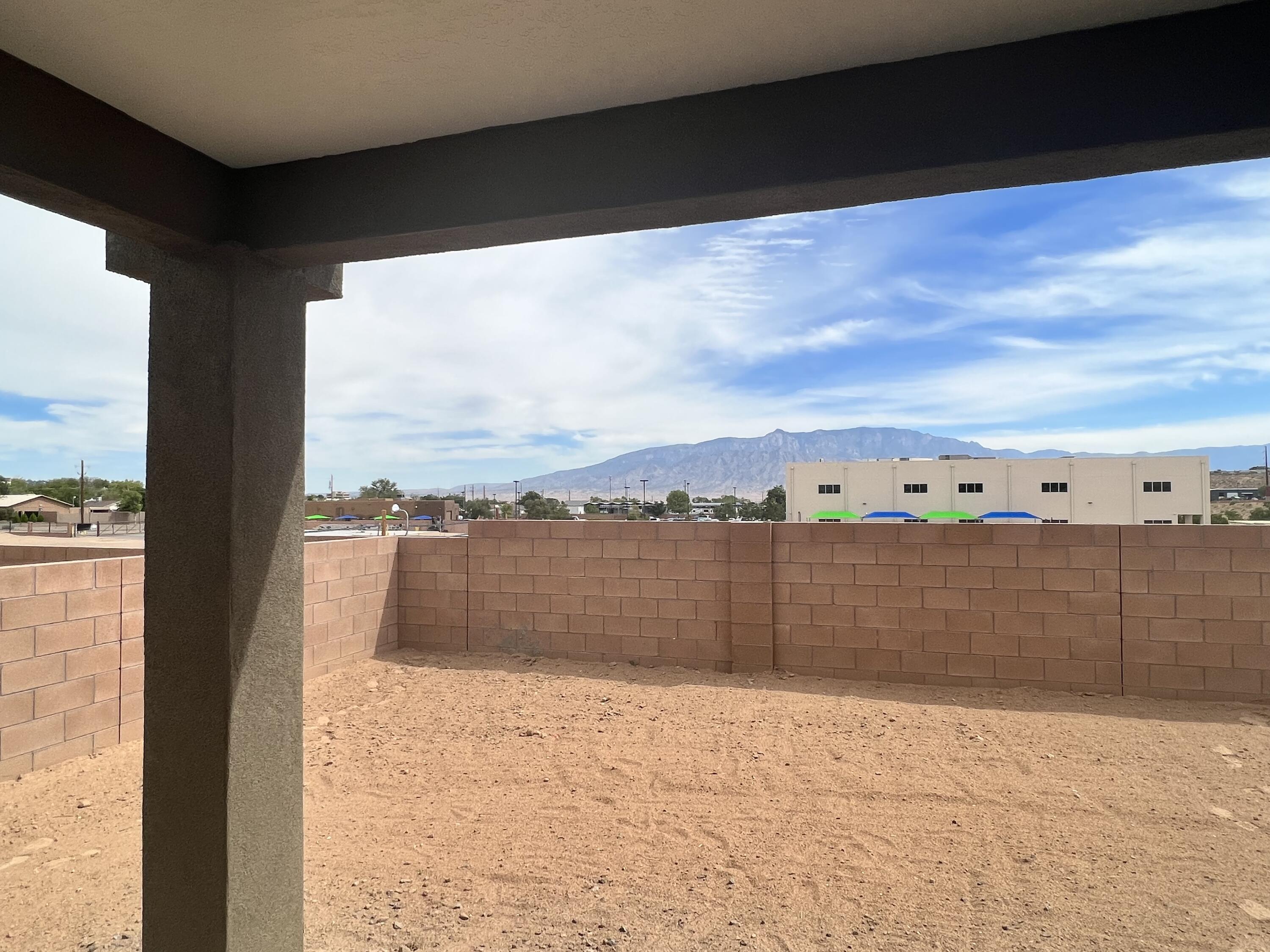 4393 Lauren Loop NE