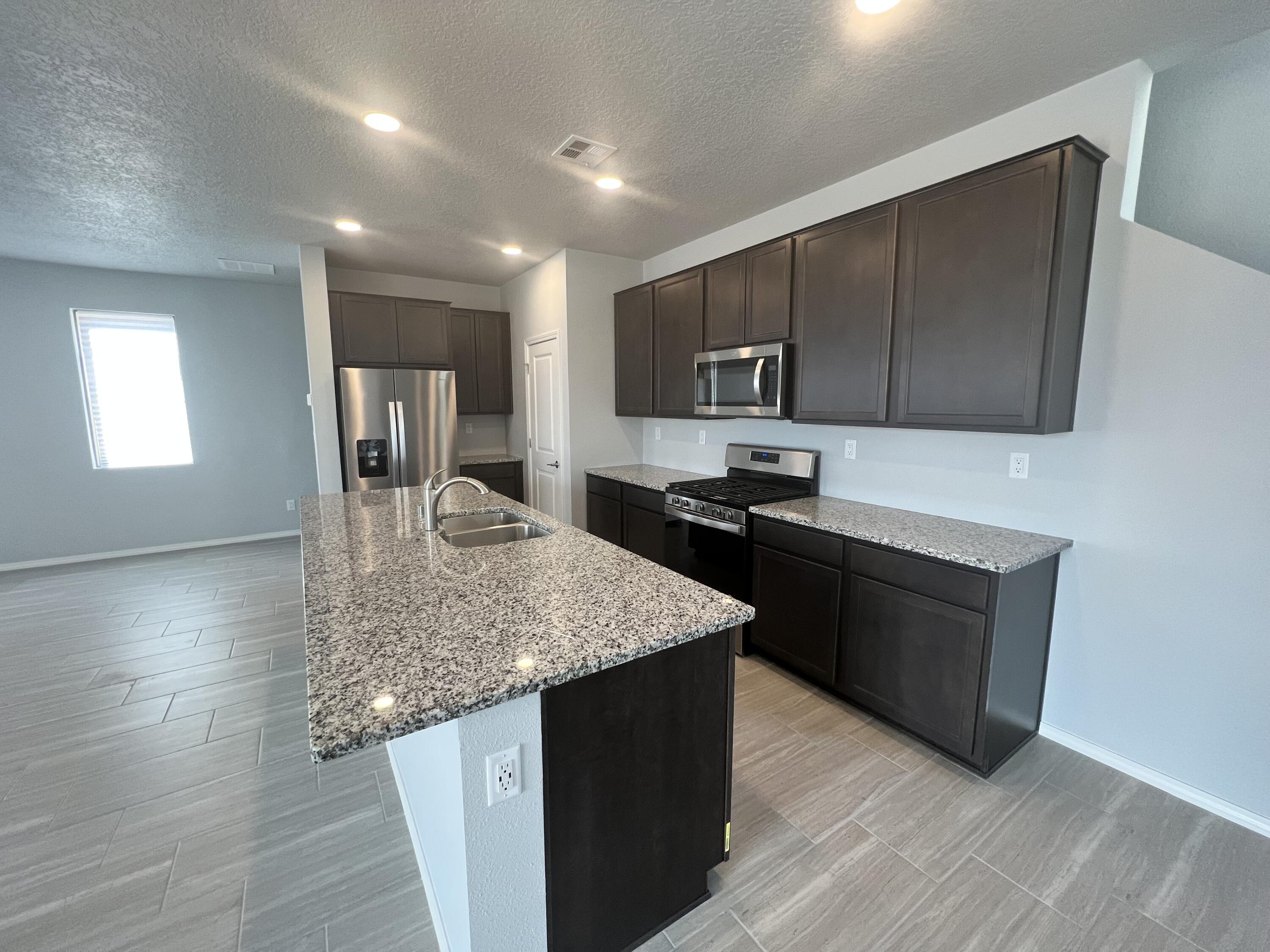 4393 Lauren Loop NE