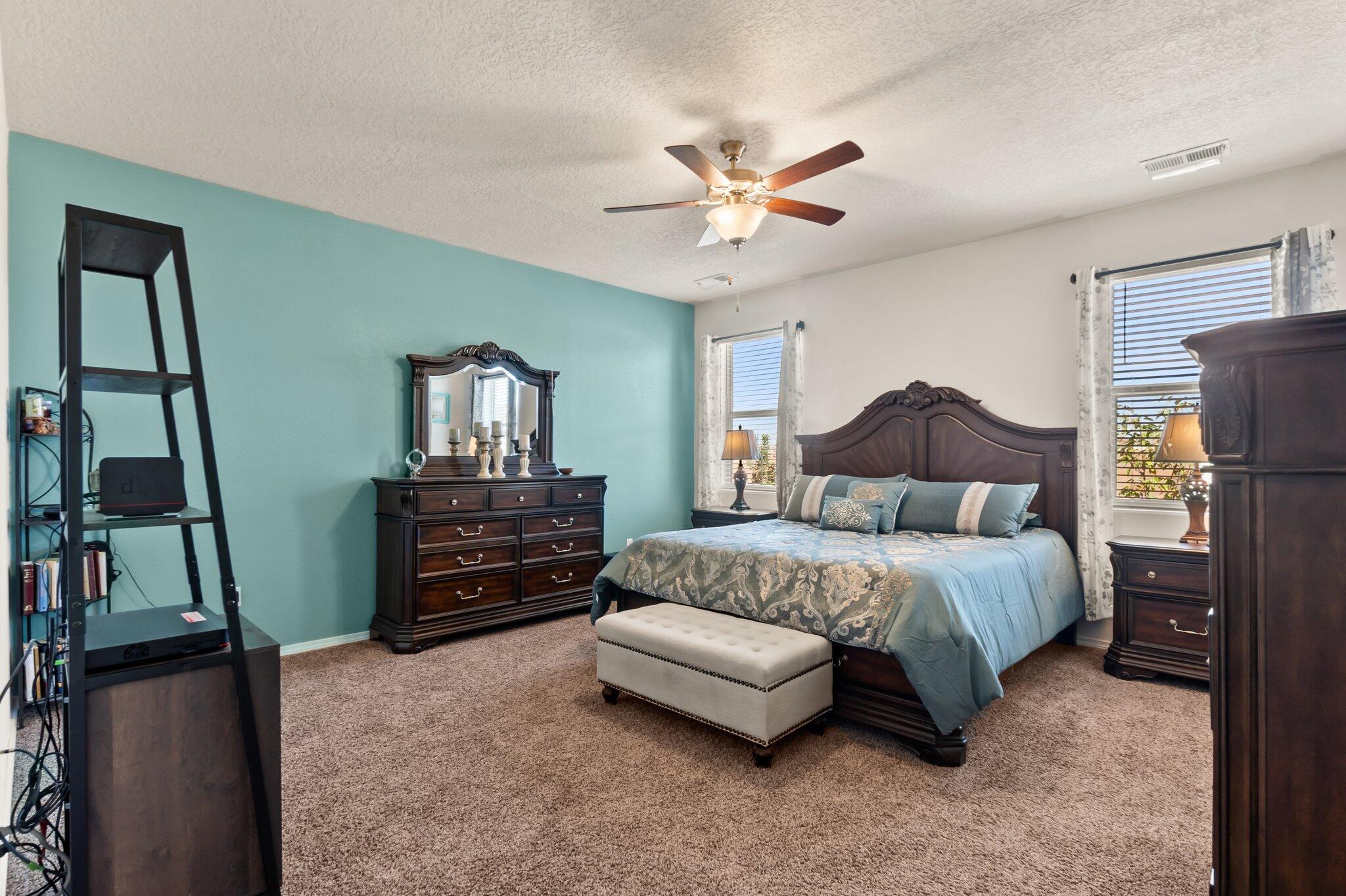 2148 Solitaire Street NE