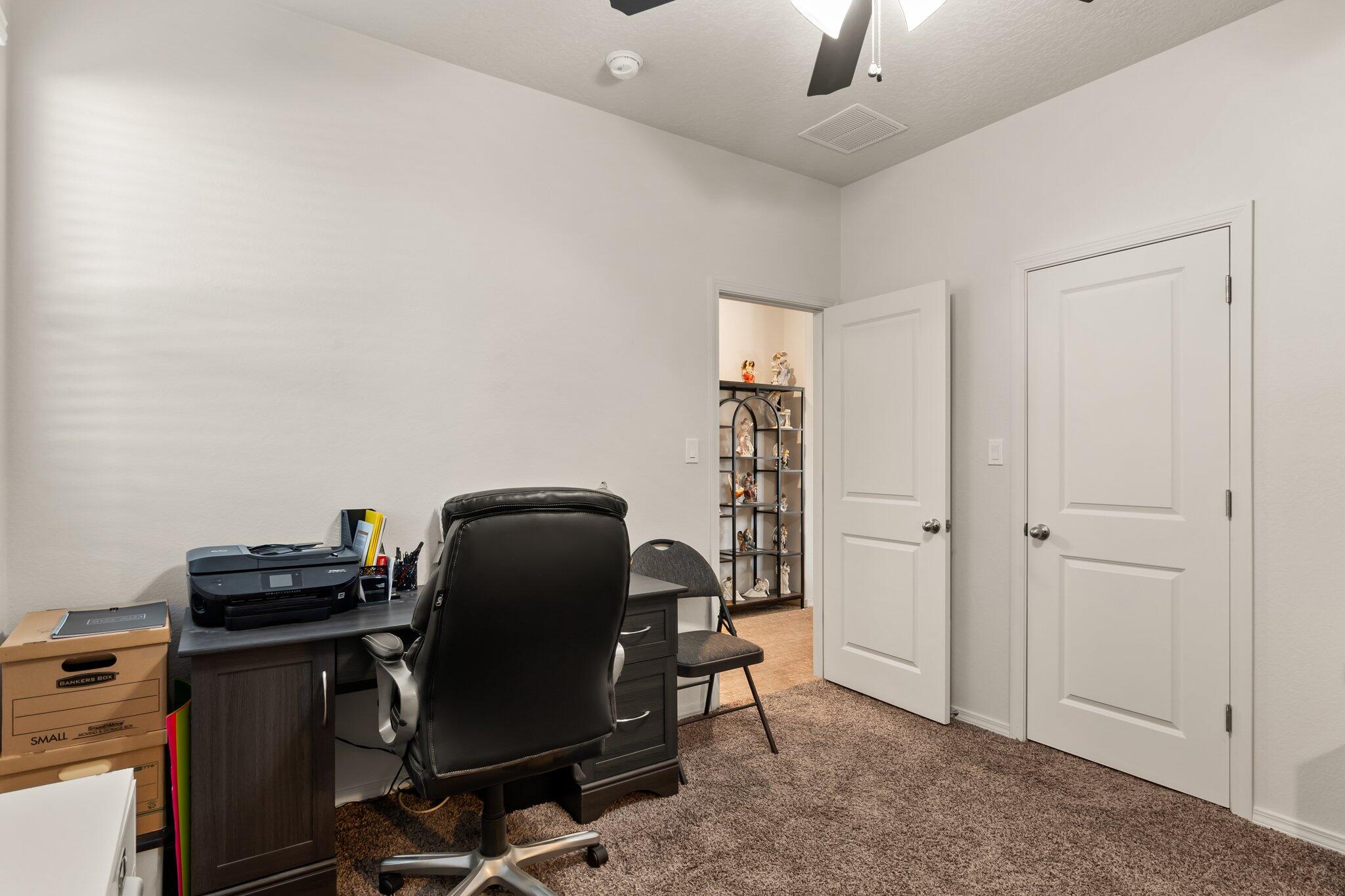 2148 Solitaire Street NE