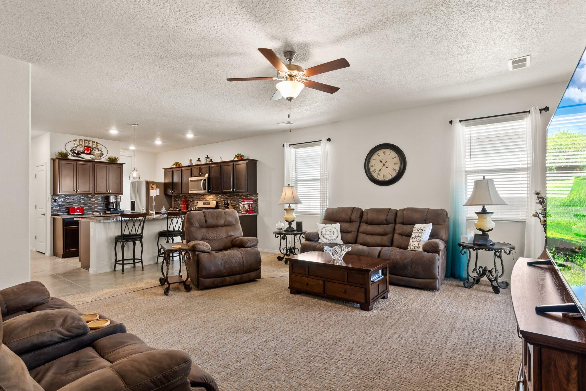 2148 Solitaire Street NE