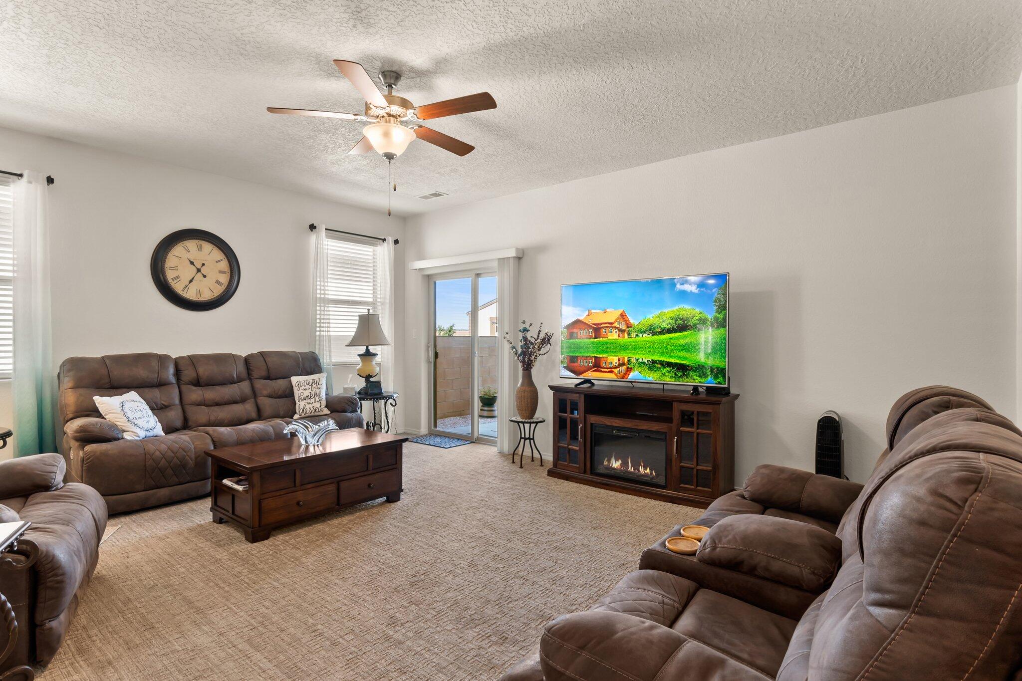 2148 Solitaire Street NE