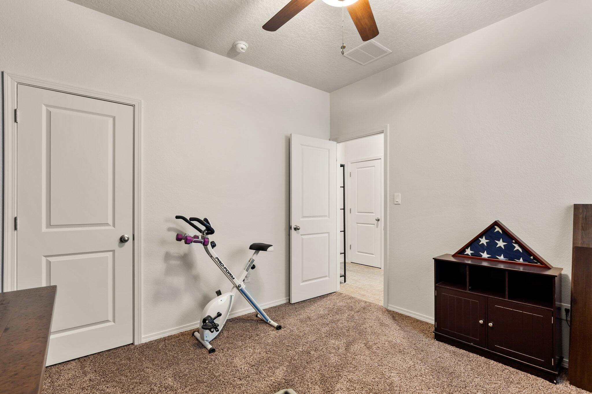 2148 Solitaire Street NE