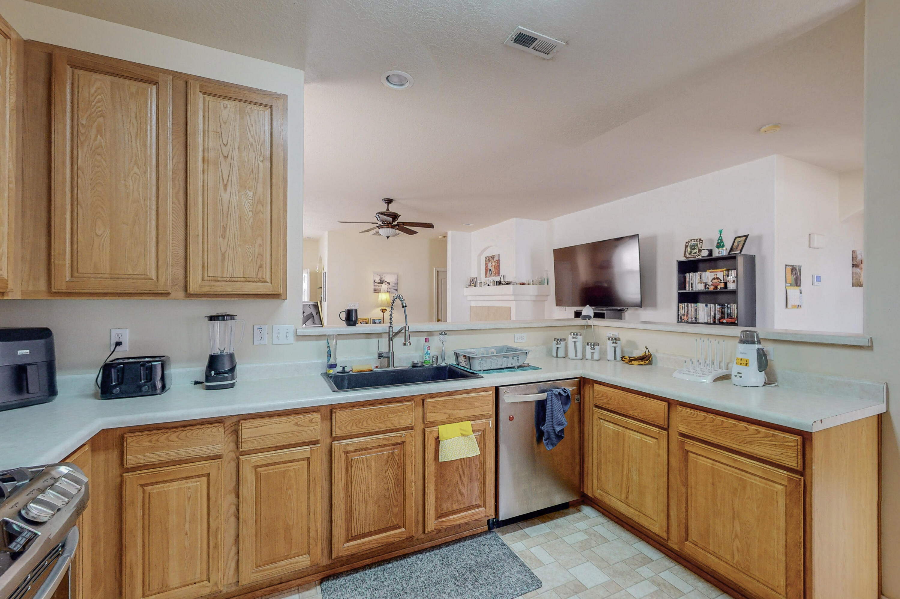 7319 Hearthstone Road NW