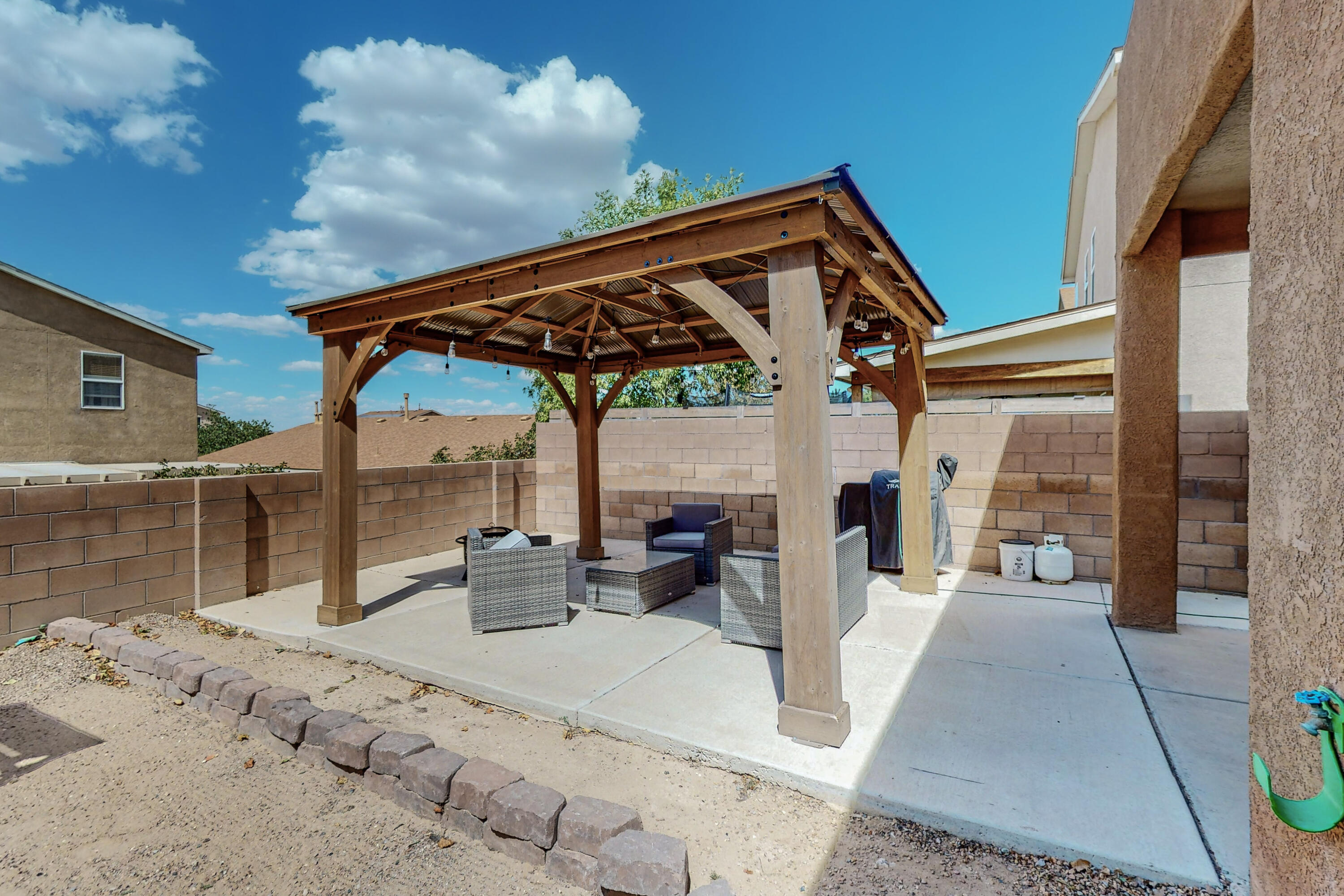 7319 Hearthstone Road NW