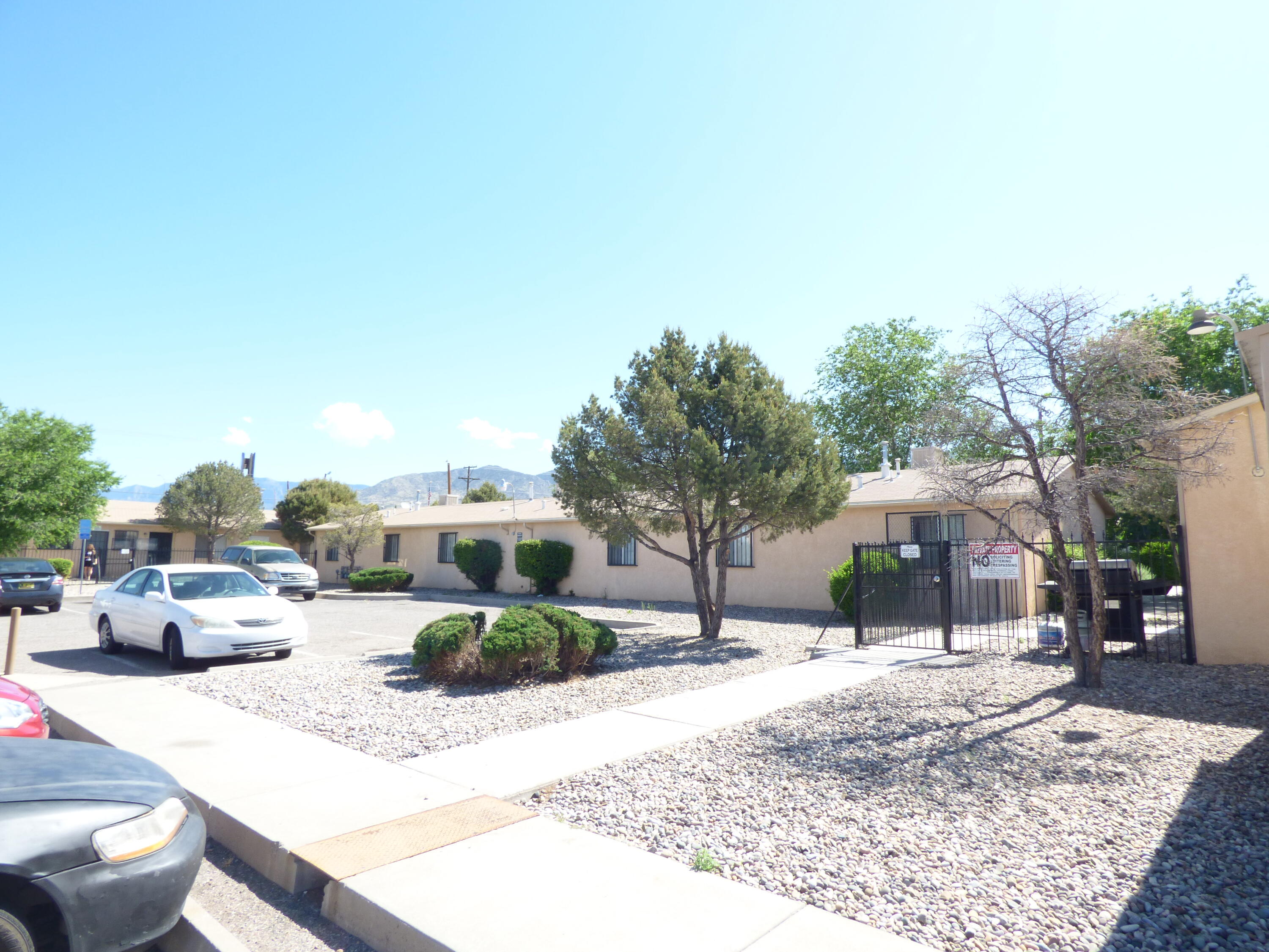12824 Skyline Road NE