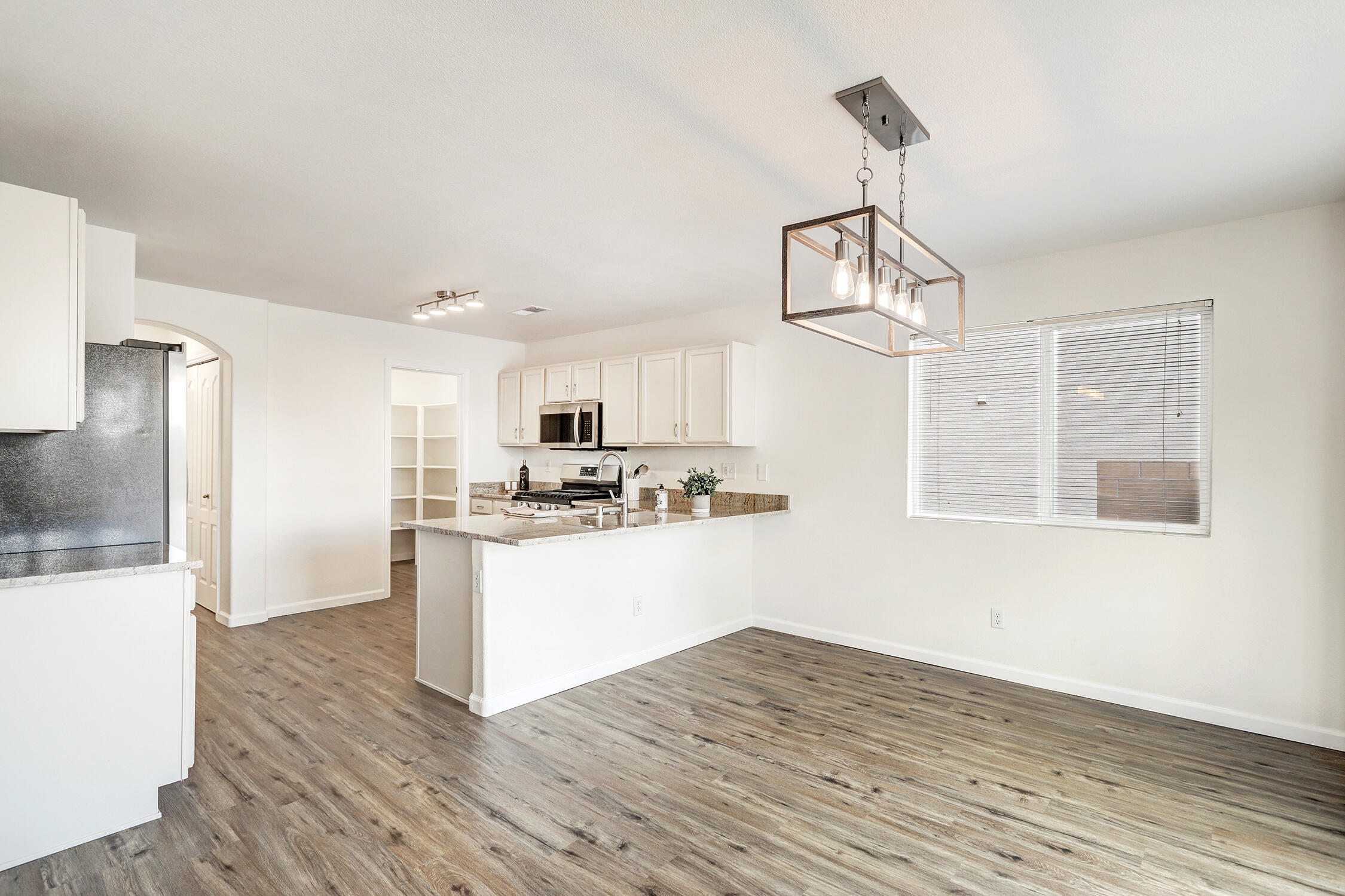 7868 Latir Mesa Road NW