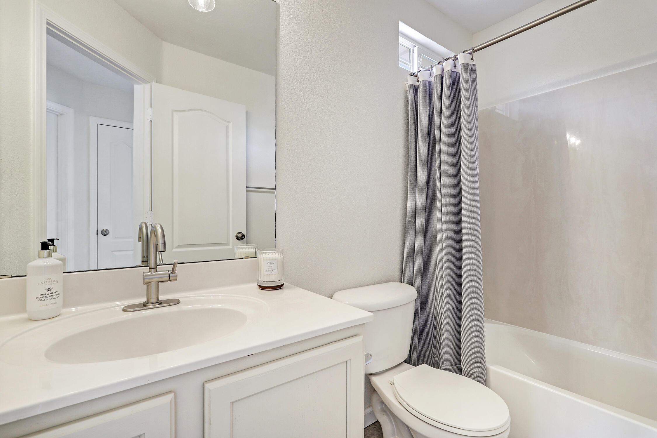 7868 Latir Mesa Road NW