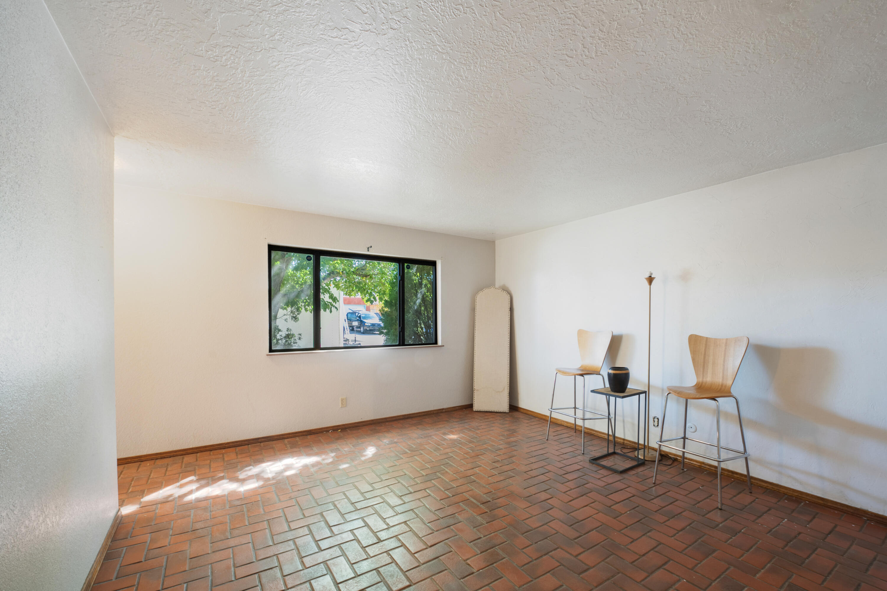 4609 Norma Drive NE