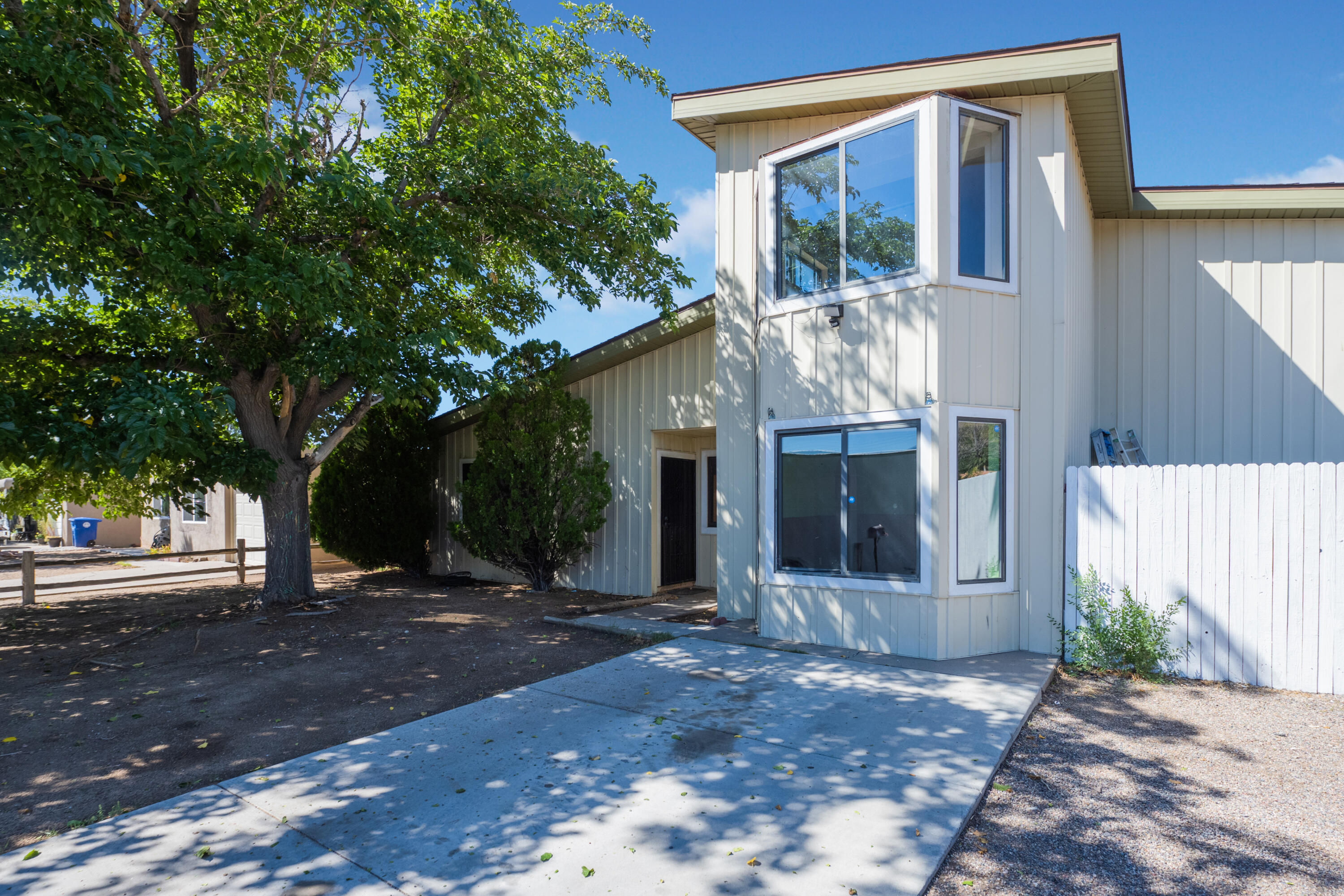 4609 Norma Drive NE