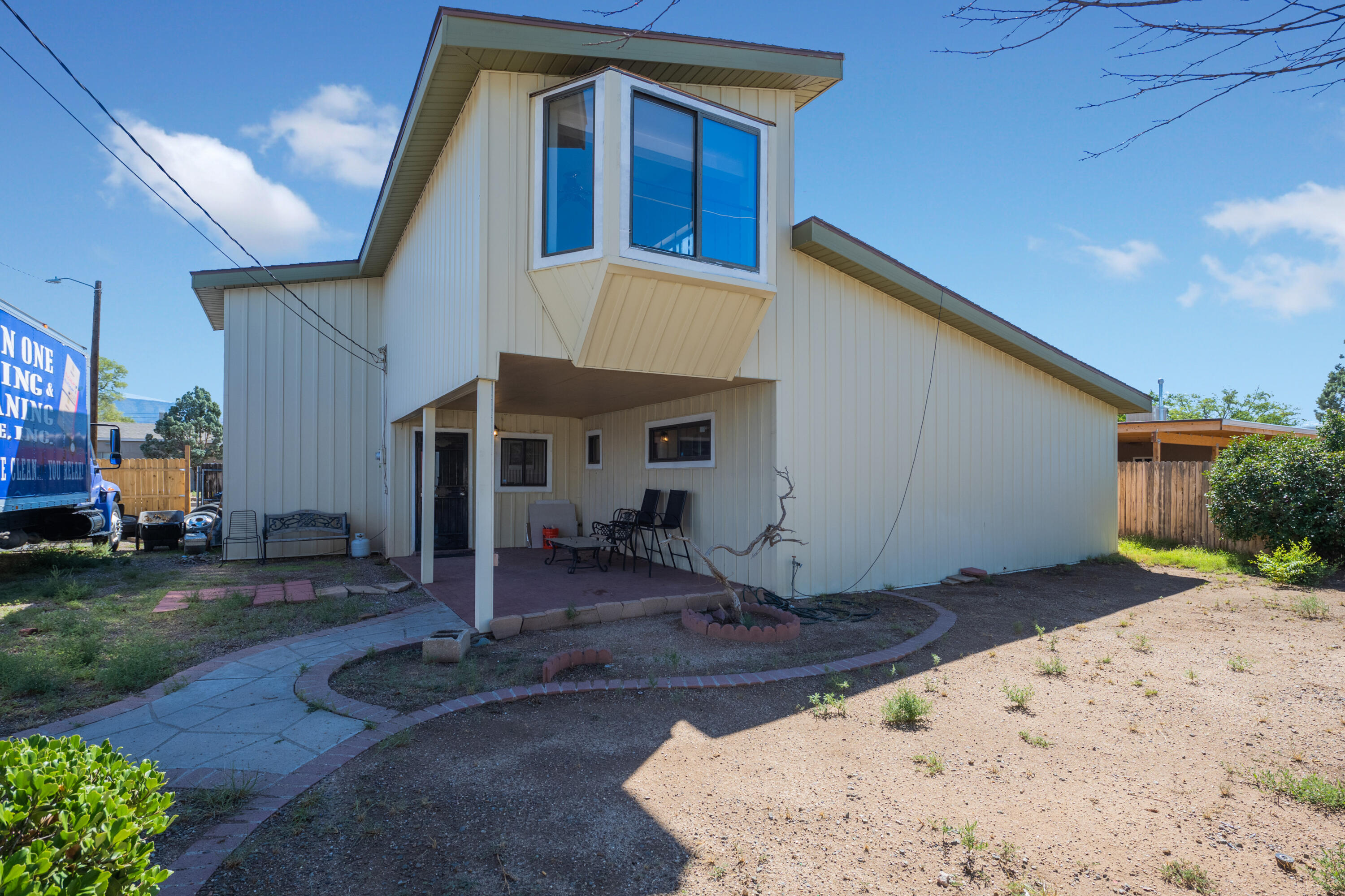 4609 Norma Drive NE