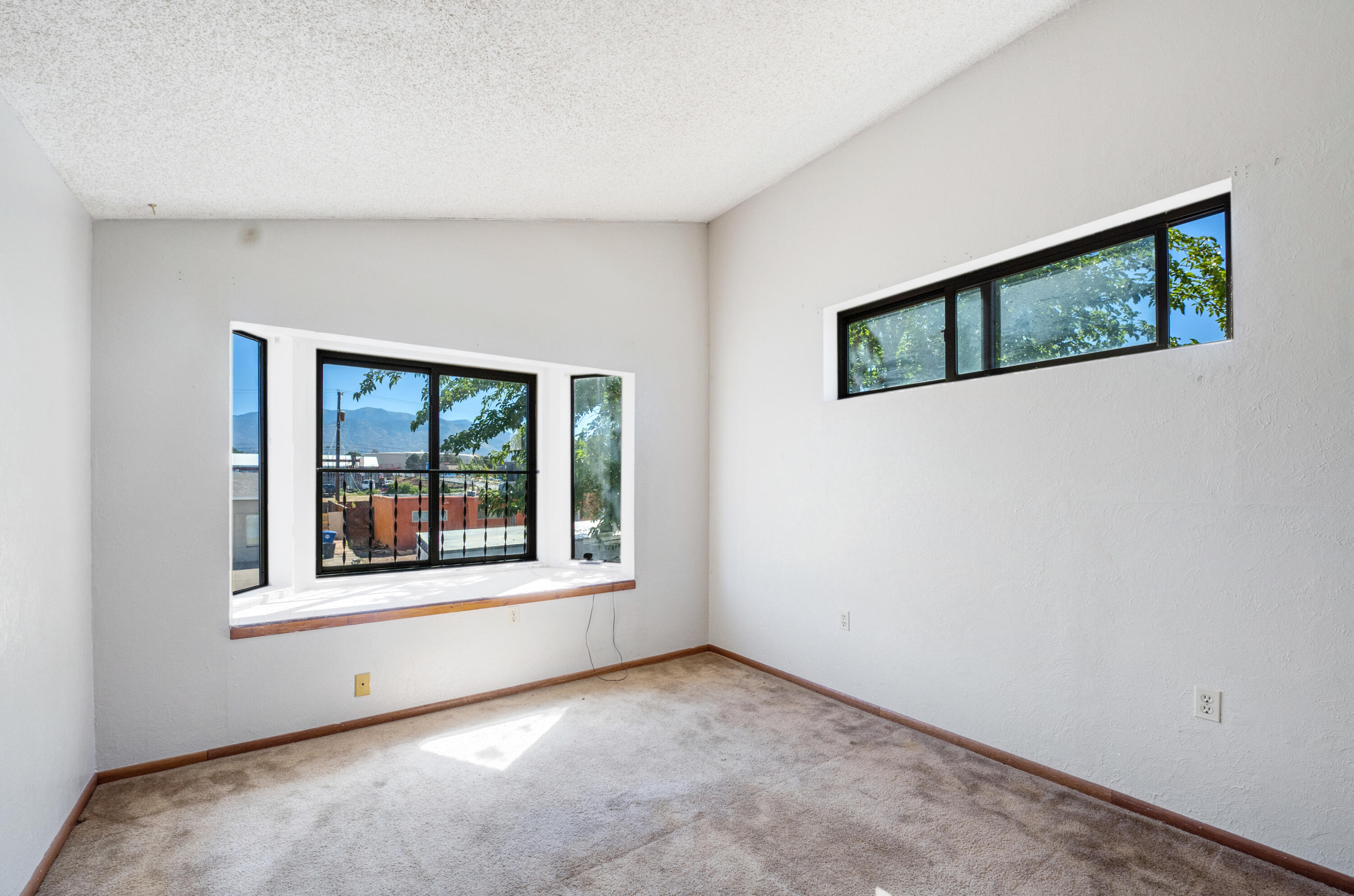 4609 Norma Drive NE