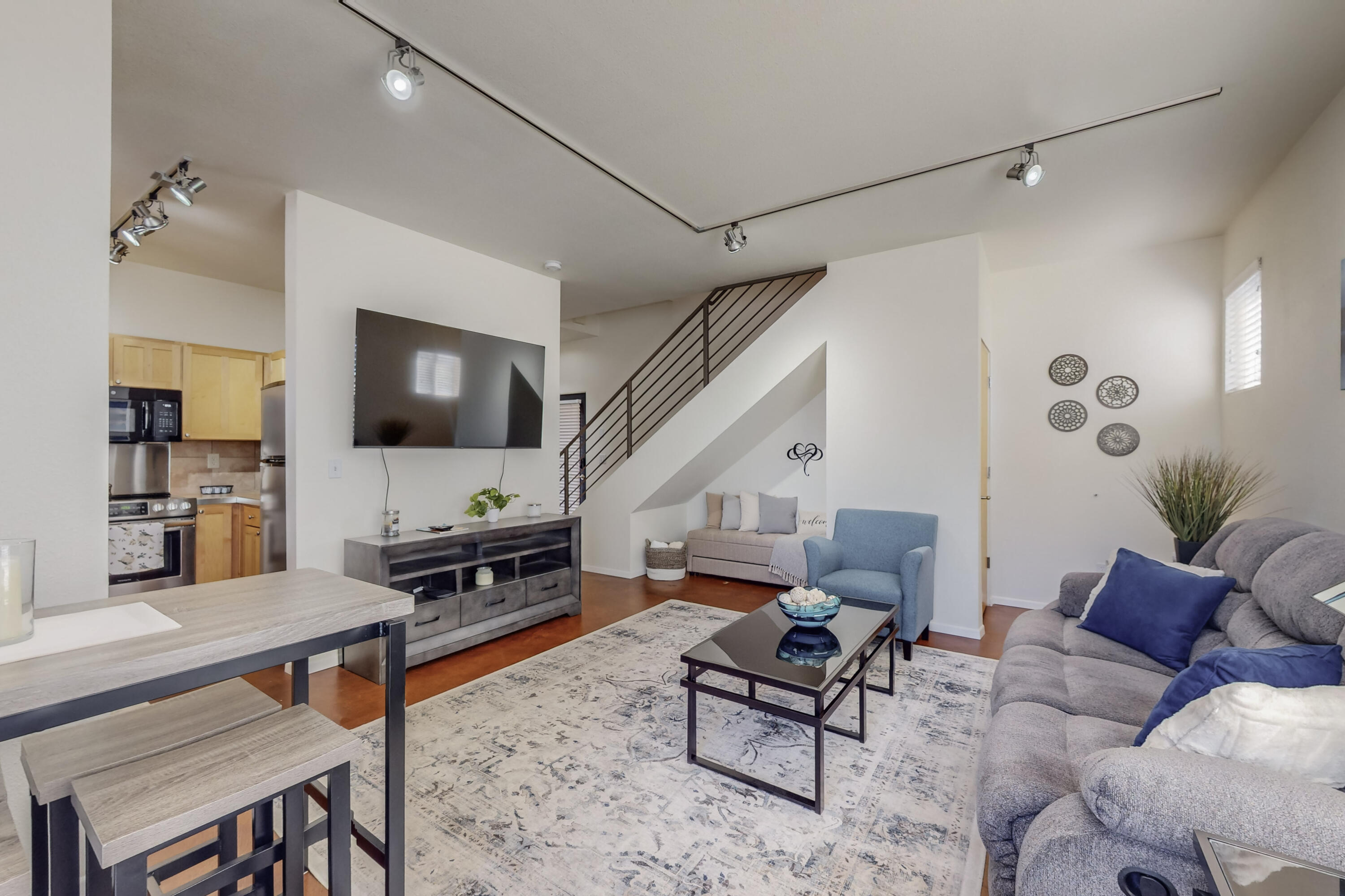 1101 Dr Martin Luther King Jr Avenue NE 3