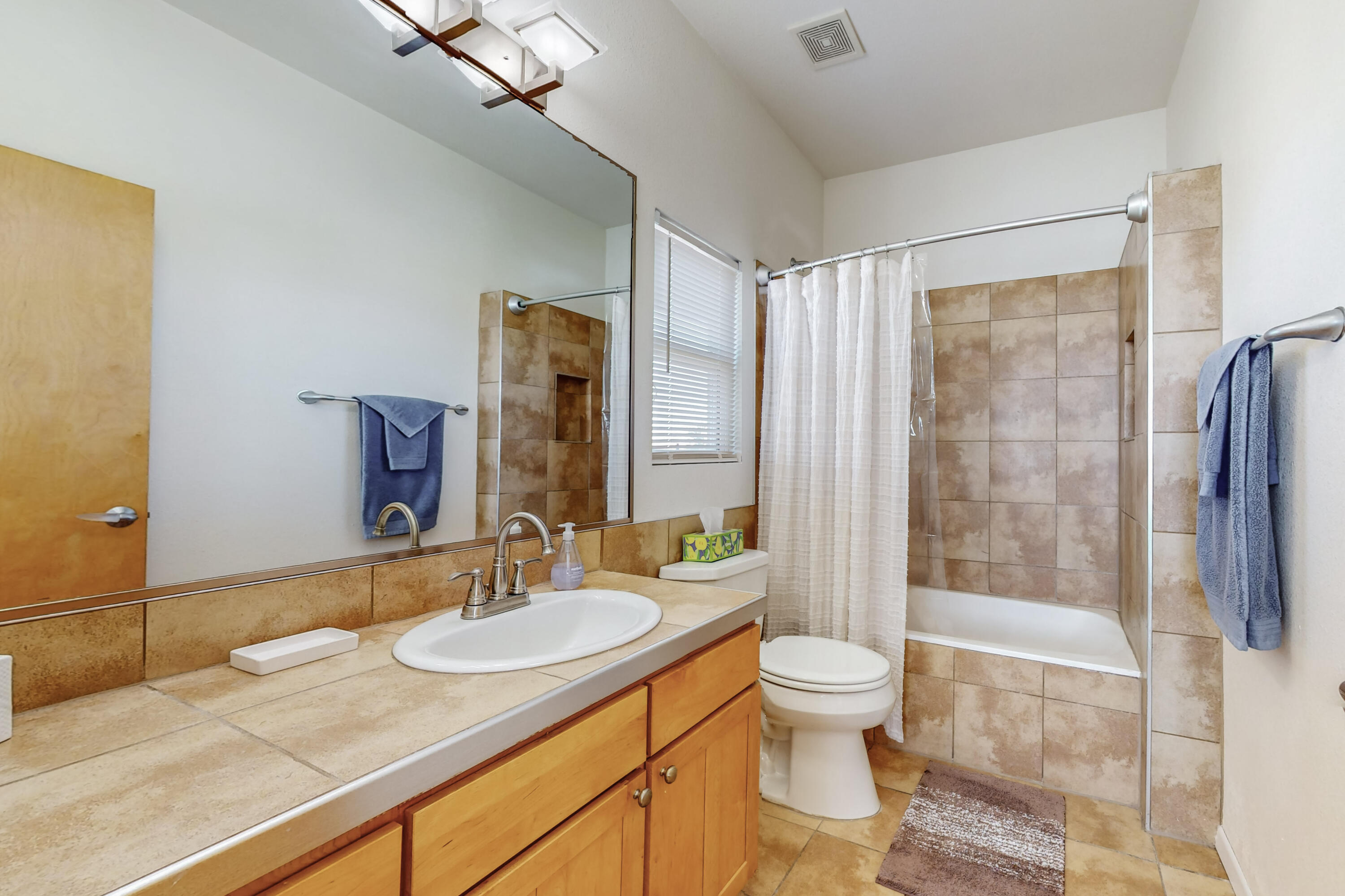 1101 Dr Martin Luther King Jr Avenue NE 3