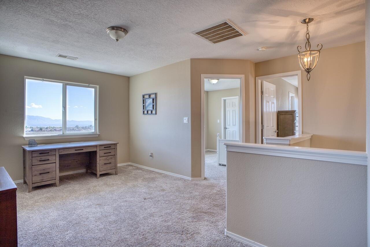 8100 Ventana Azul Avenue NW