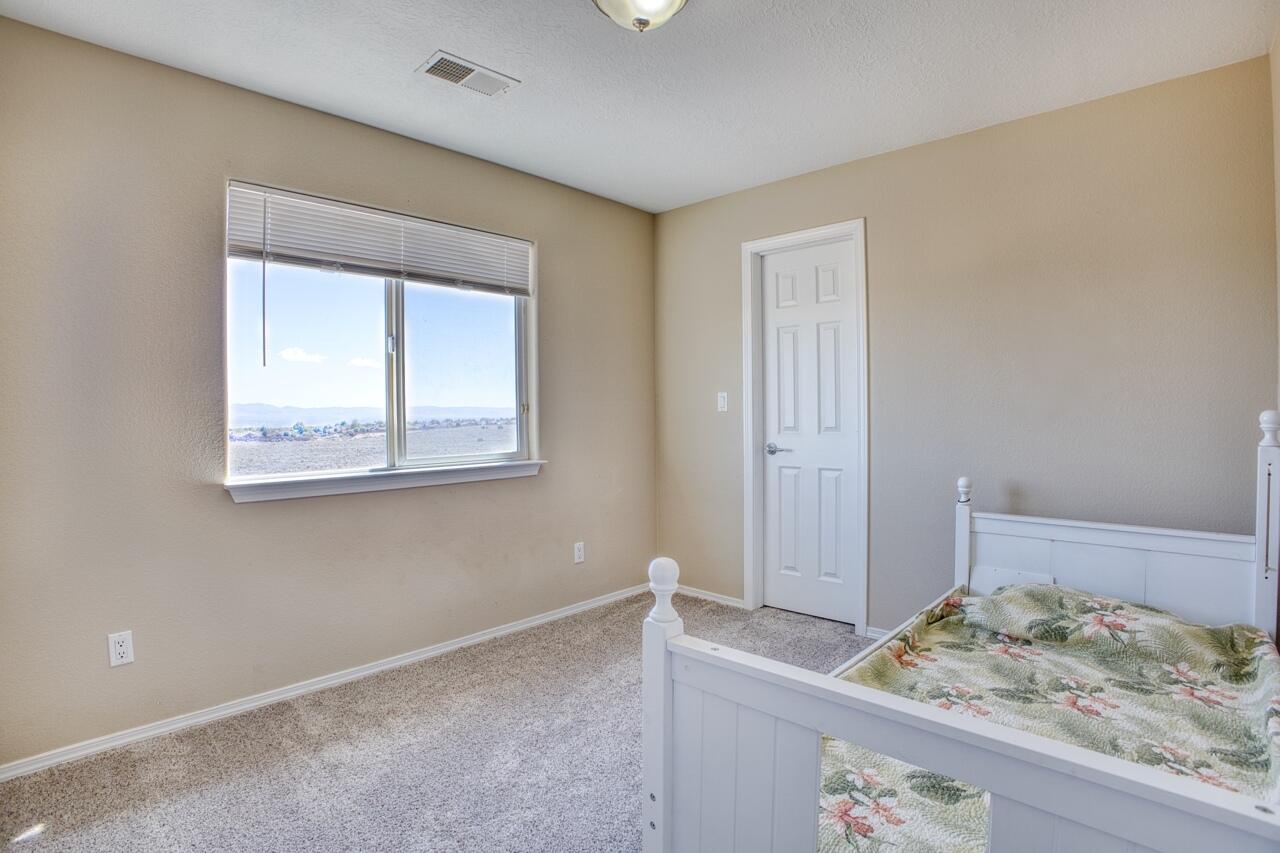 8100 Ventana Azul Avenue NW