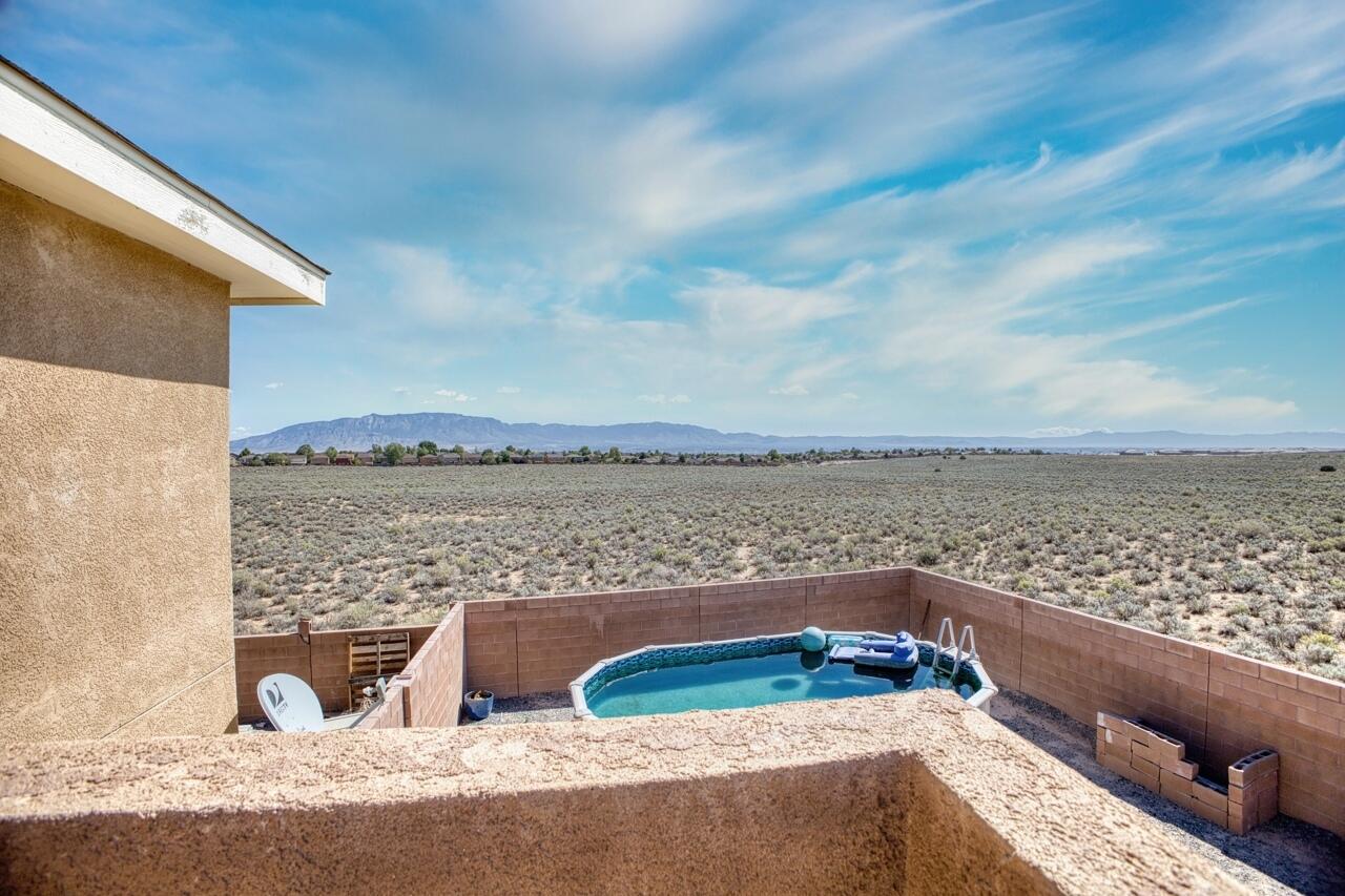 8100 Ventana Azul Avenue NW