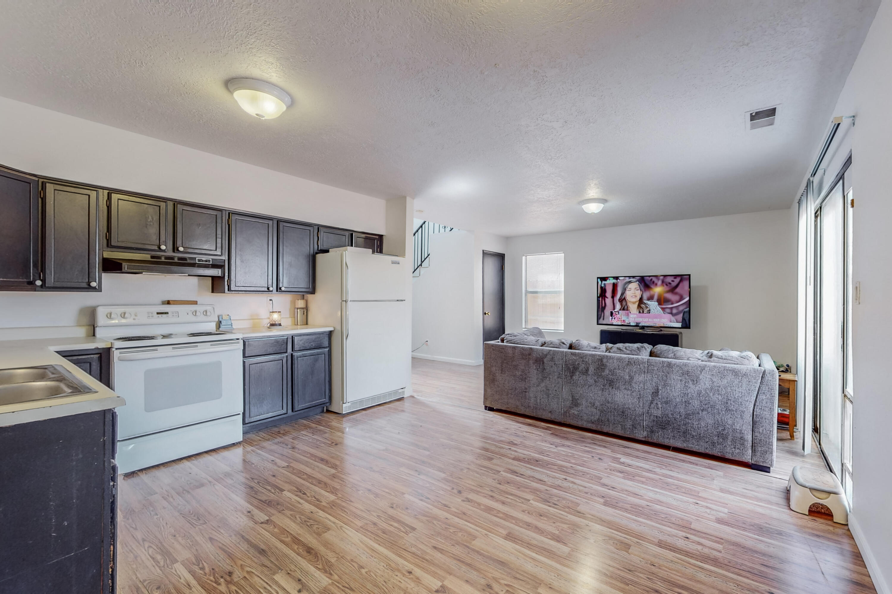 703 Menaul Boulevard NW