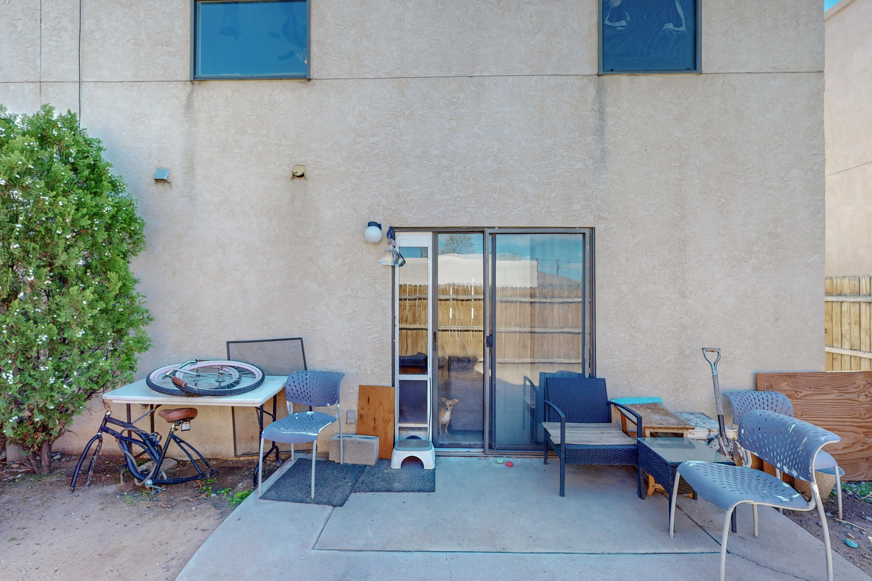 703 Menaul Boulevard NW