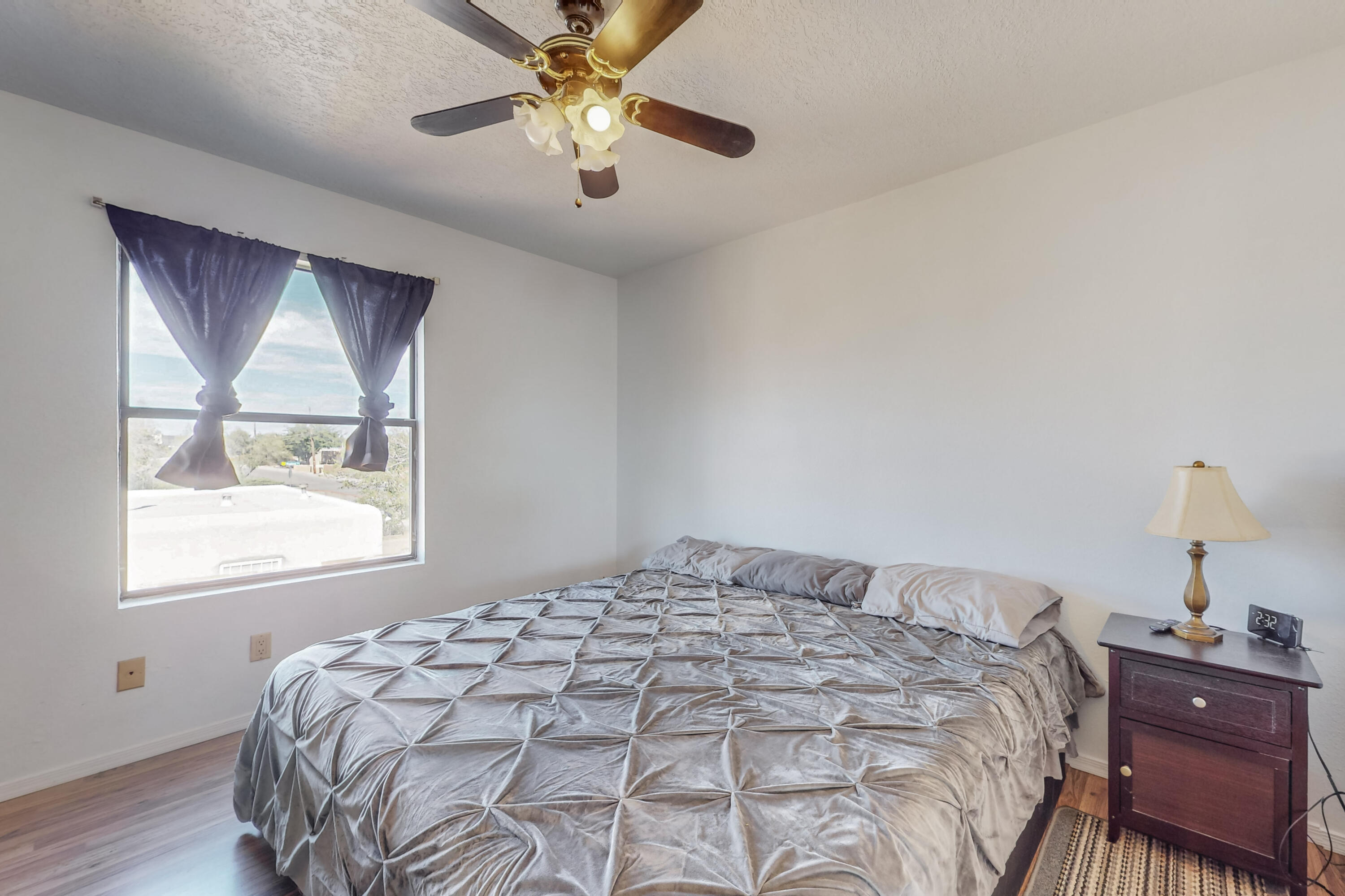 703 Menaul Boulevard NW