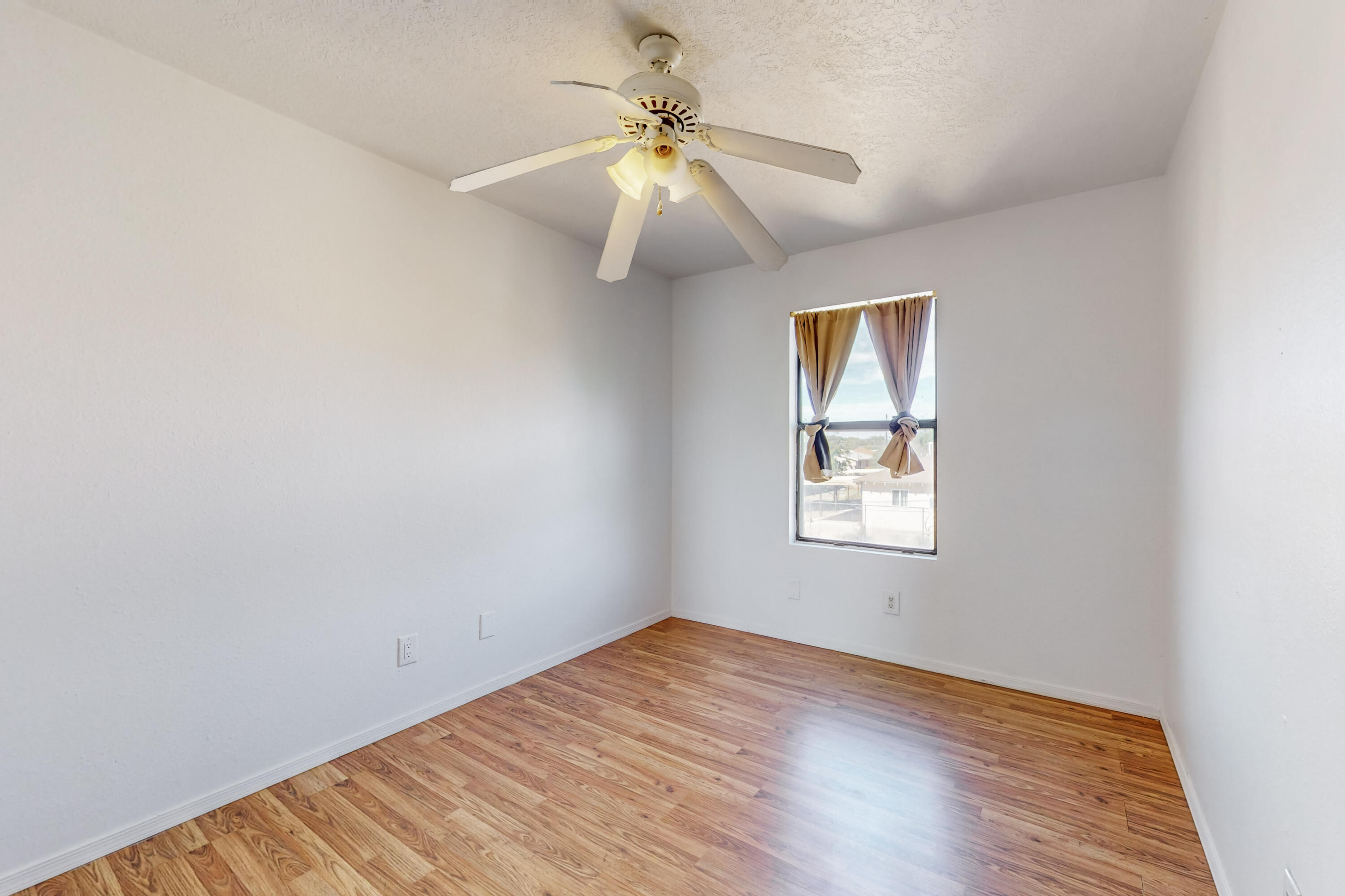 703 Menaul Boulevard NW